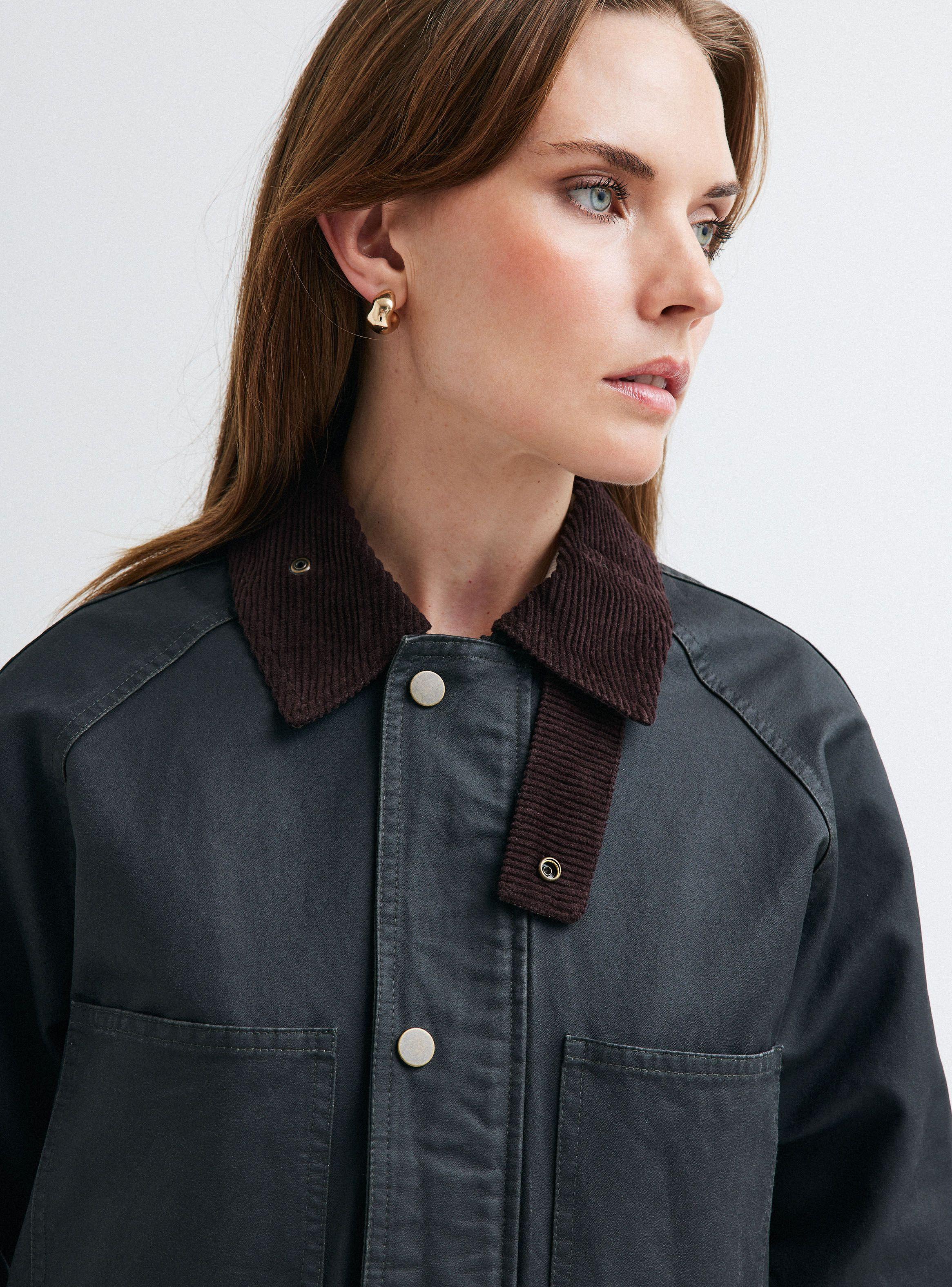 Chaqueta Encerada con Cuello de Cotelé-2