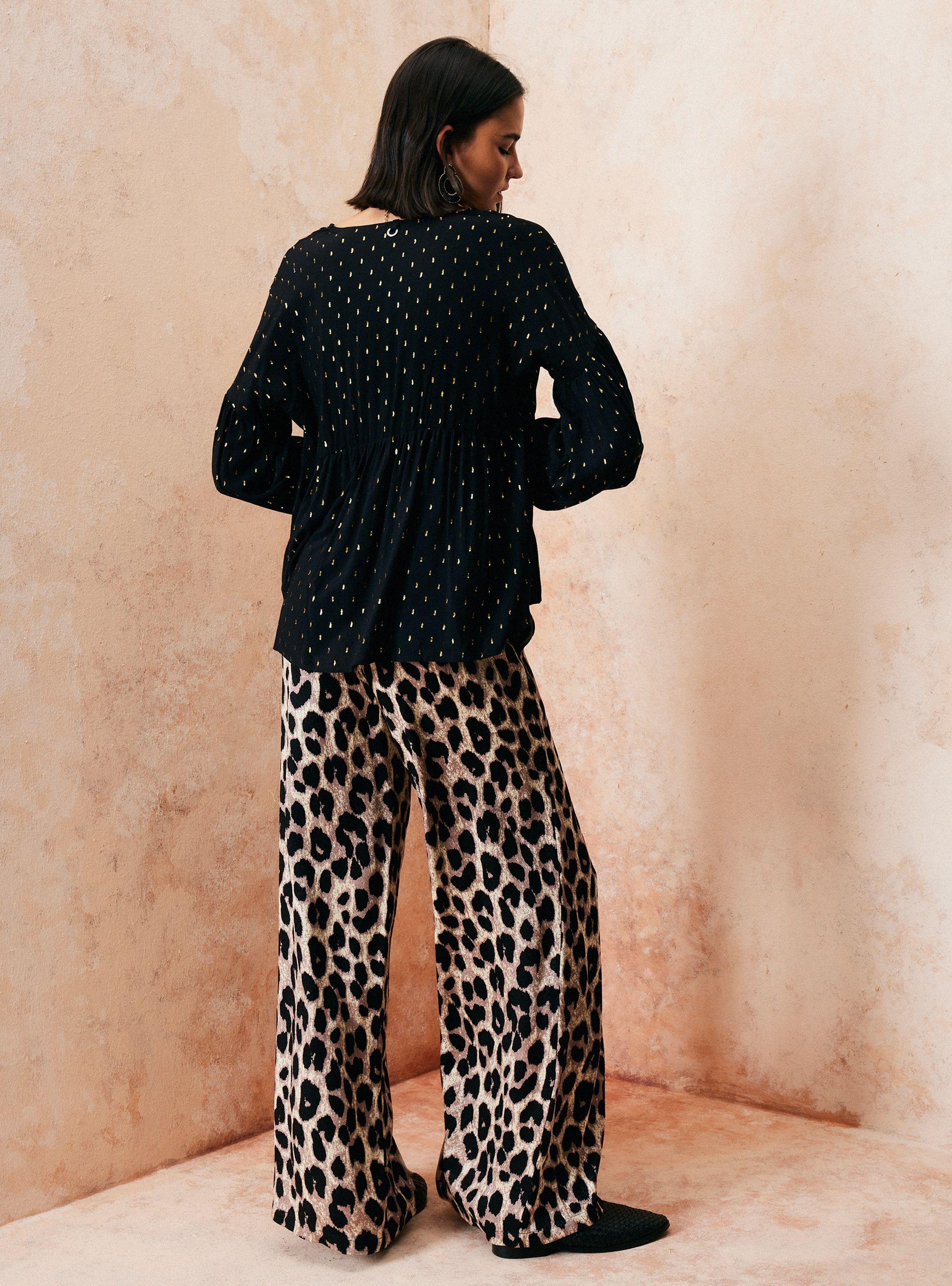 Blusa Tela con Bordados en Hilo de Lurex-5