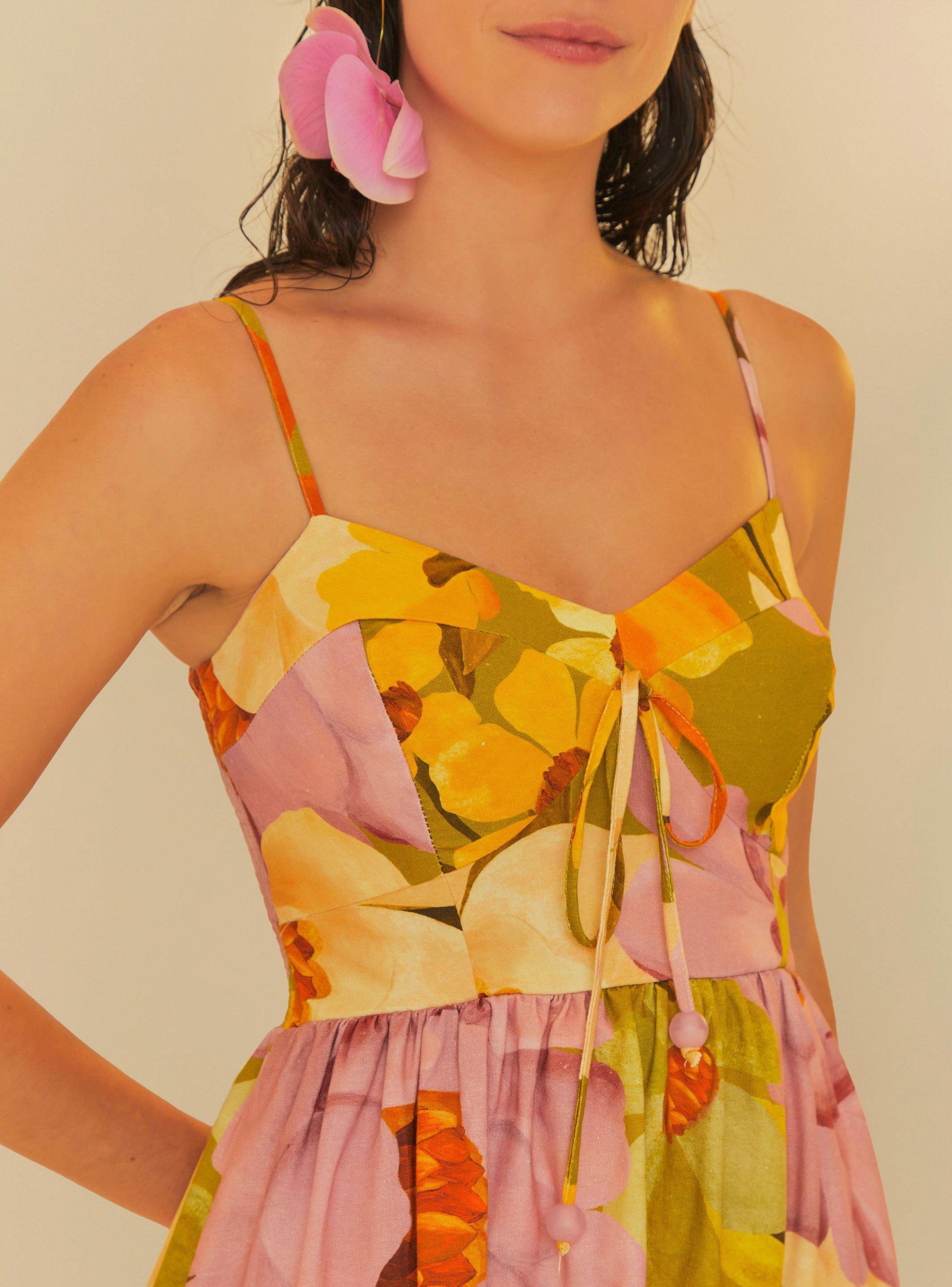 Vestido Corto Diseño Primaveral-2