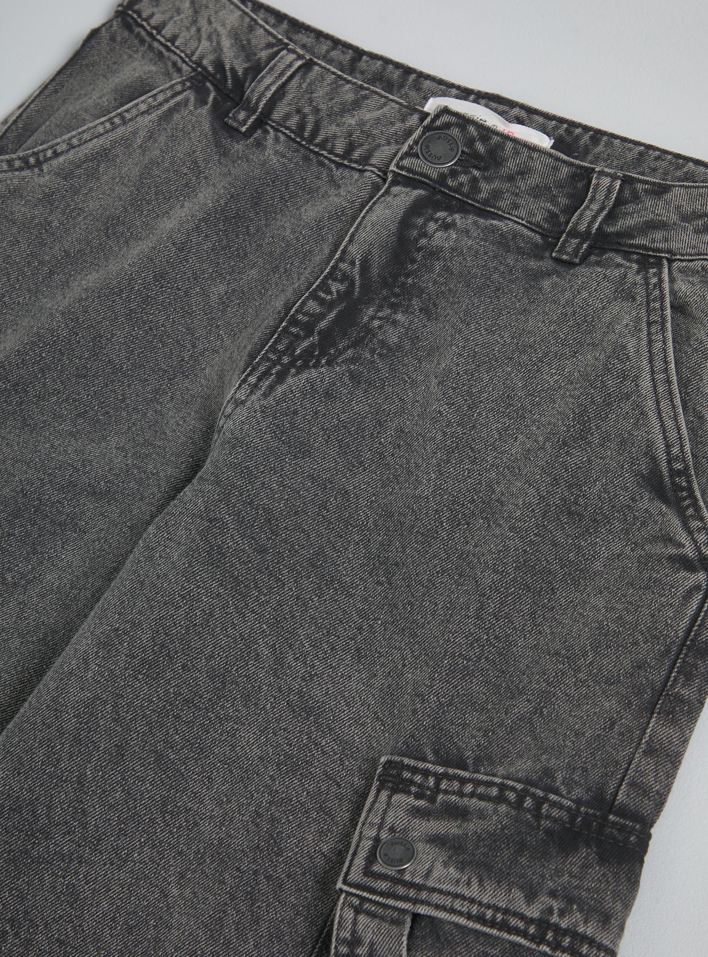 Jeans Bolsillo Cargo con Lavado-3