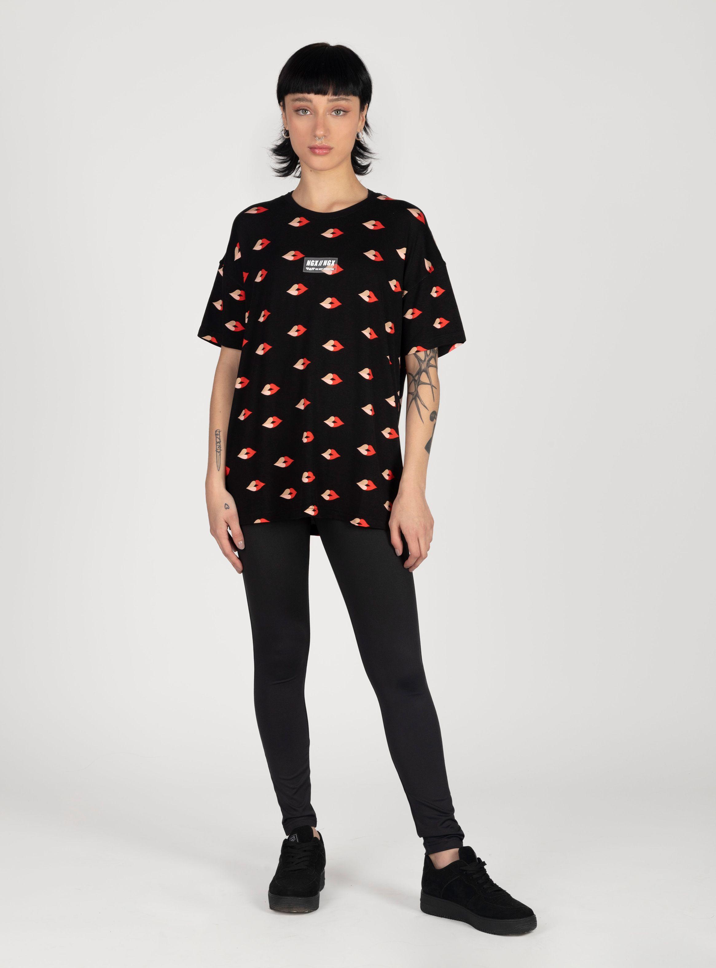 Polera Manga Corta Attitude Negro Mujer-3