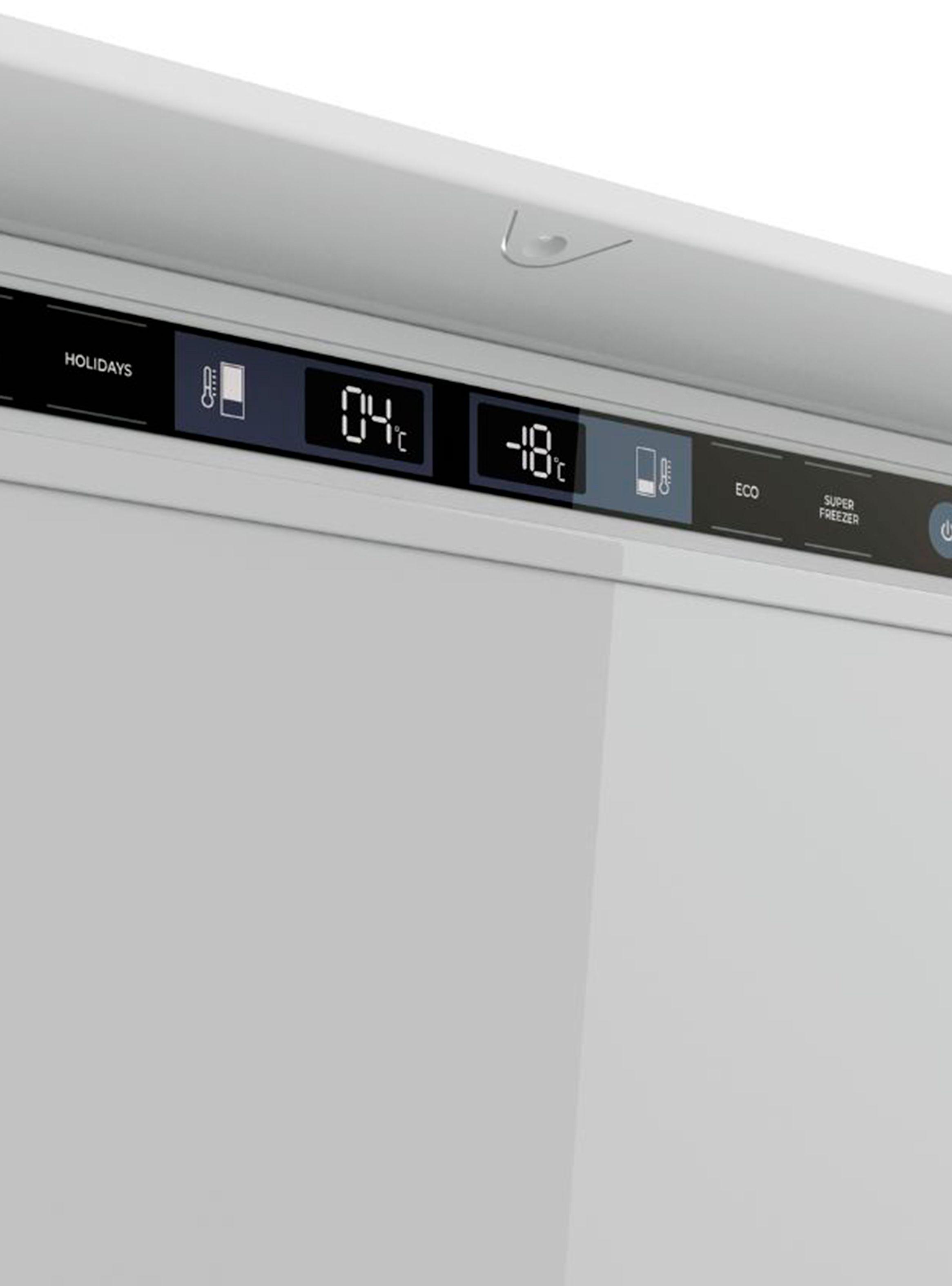 Refrigerador Combi Integrable No Frost 244 Litros RBF 73380-4