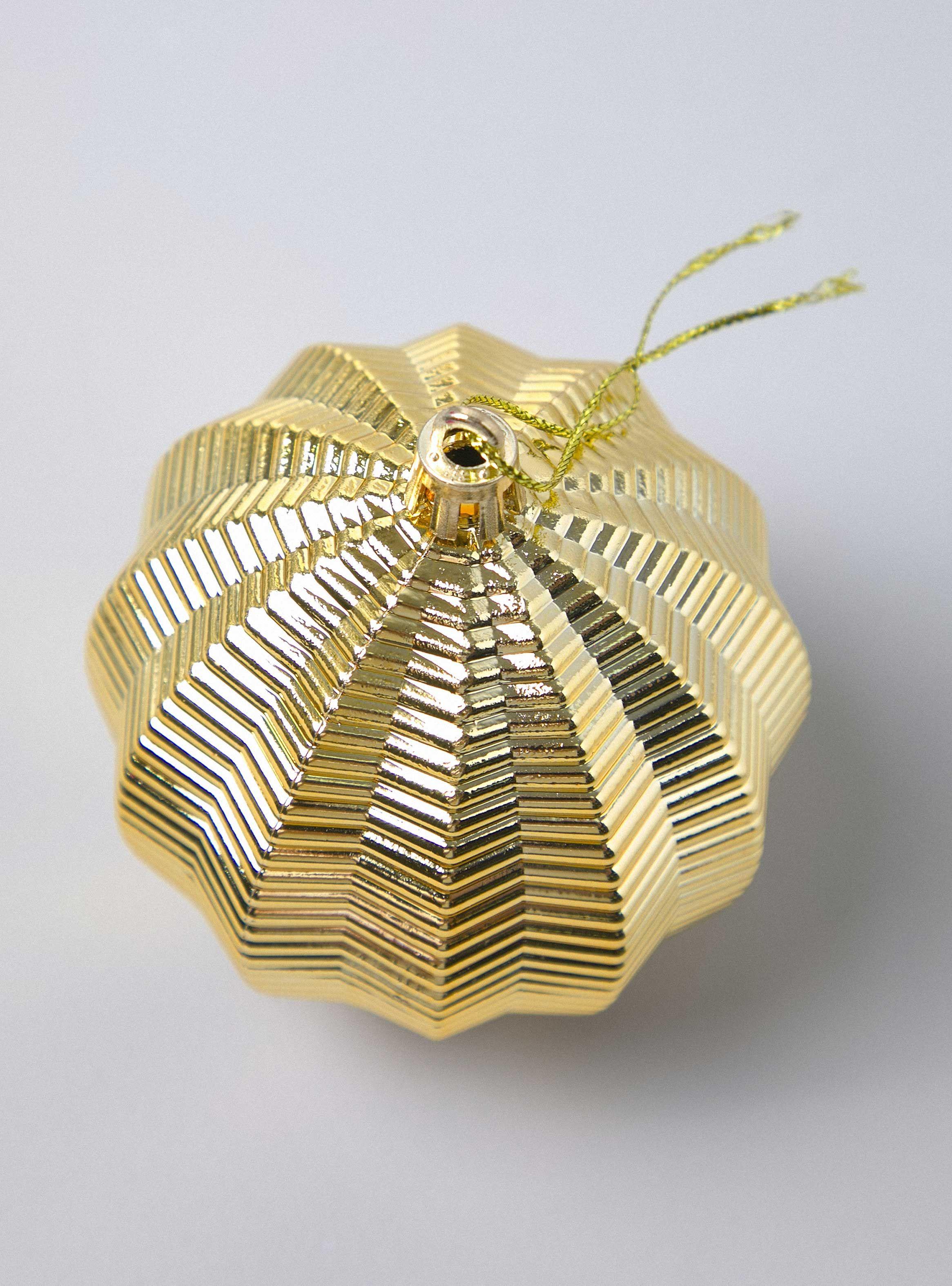 Adorno R&G Relieve-1