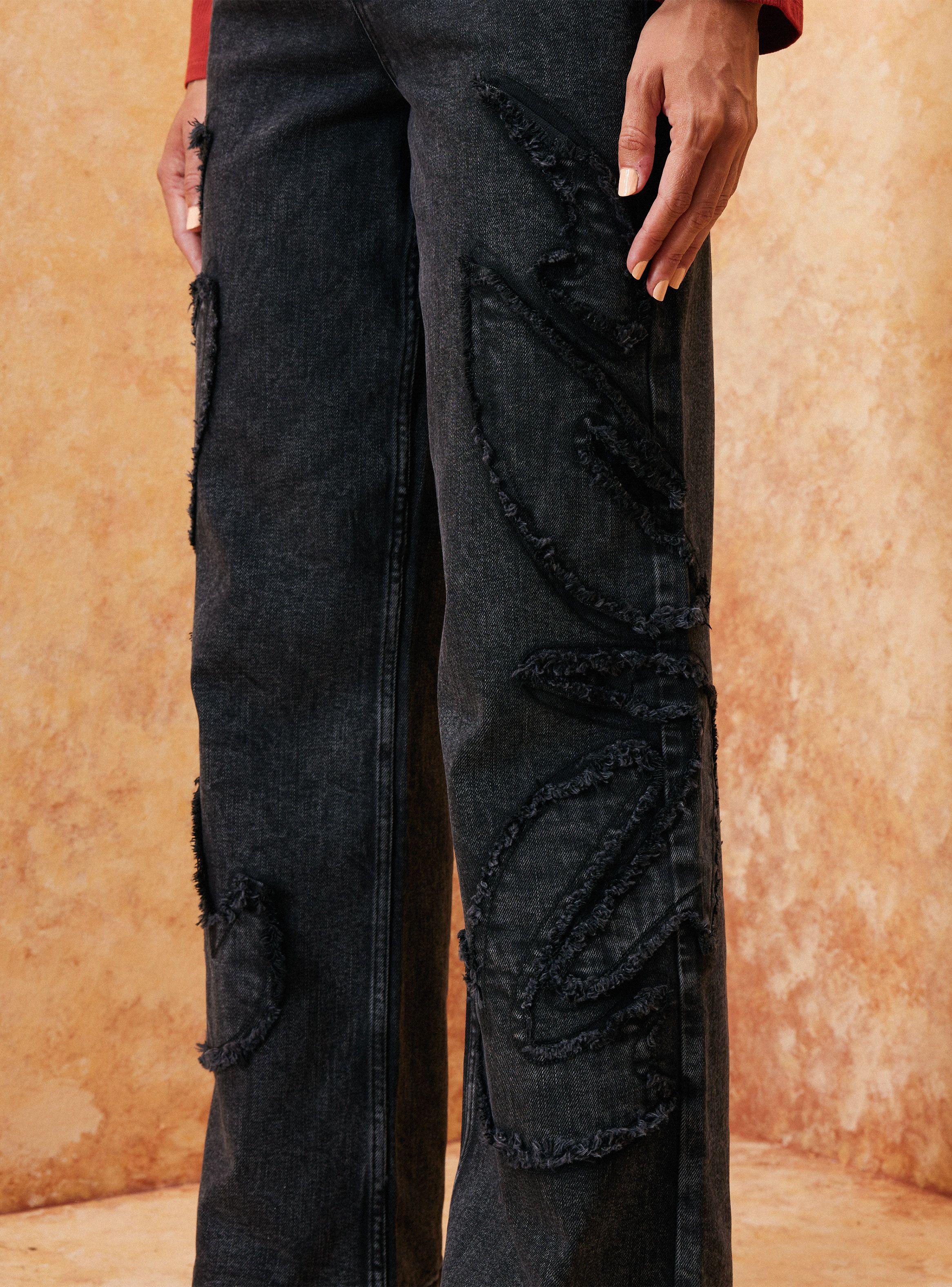 Pantalón Diseño Desflecado en Piernas-2