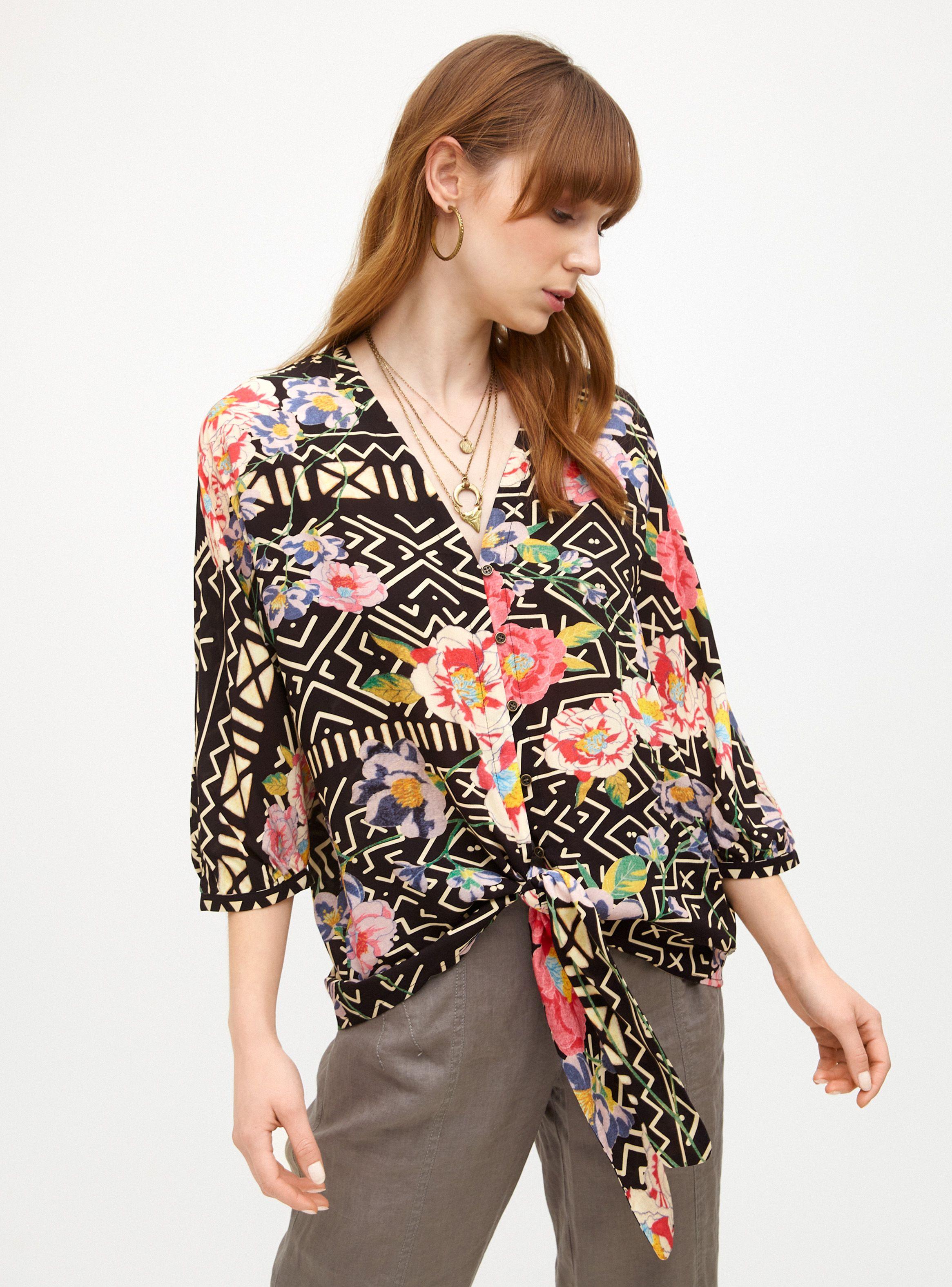 Blusa Full Estampada con Nudo Delantero y Manga Caida-0