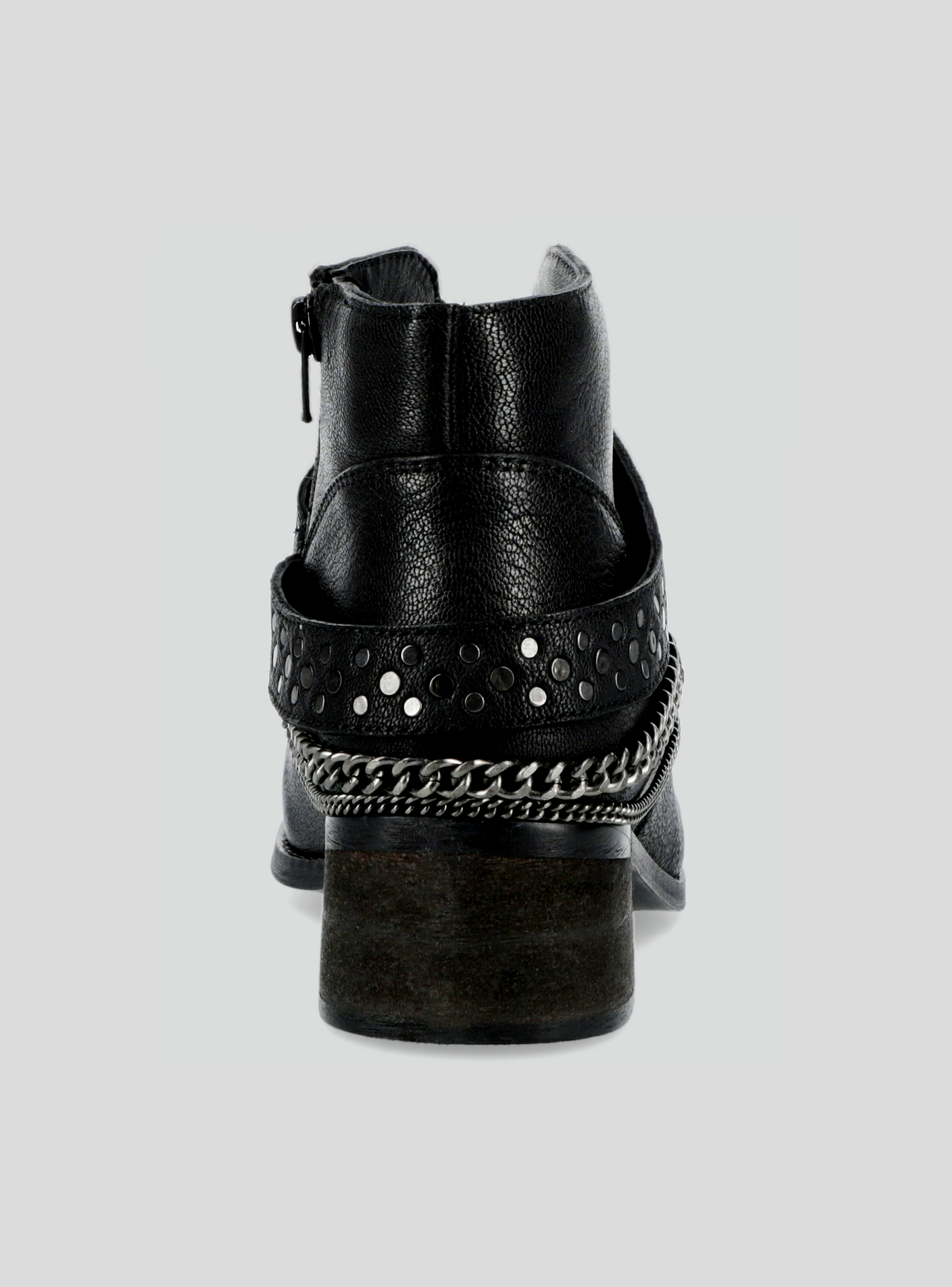 Botín Boumi Cuero y Tacha Mujer-3