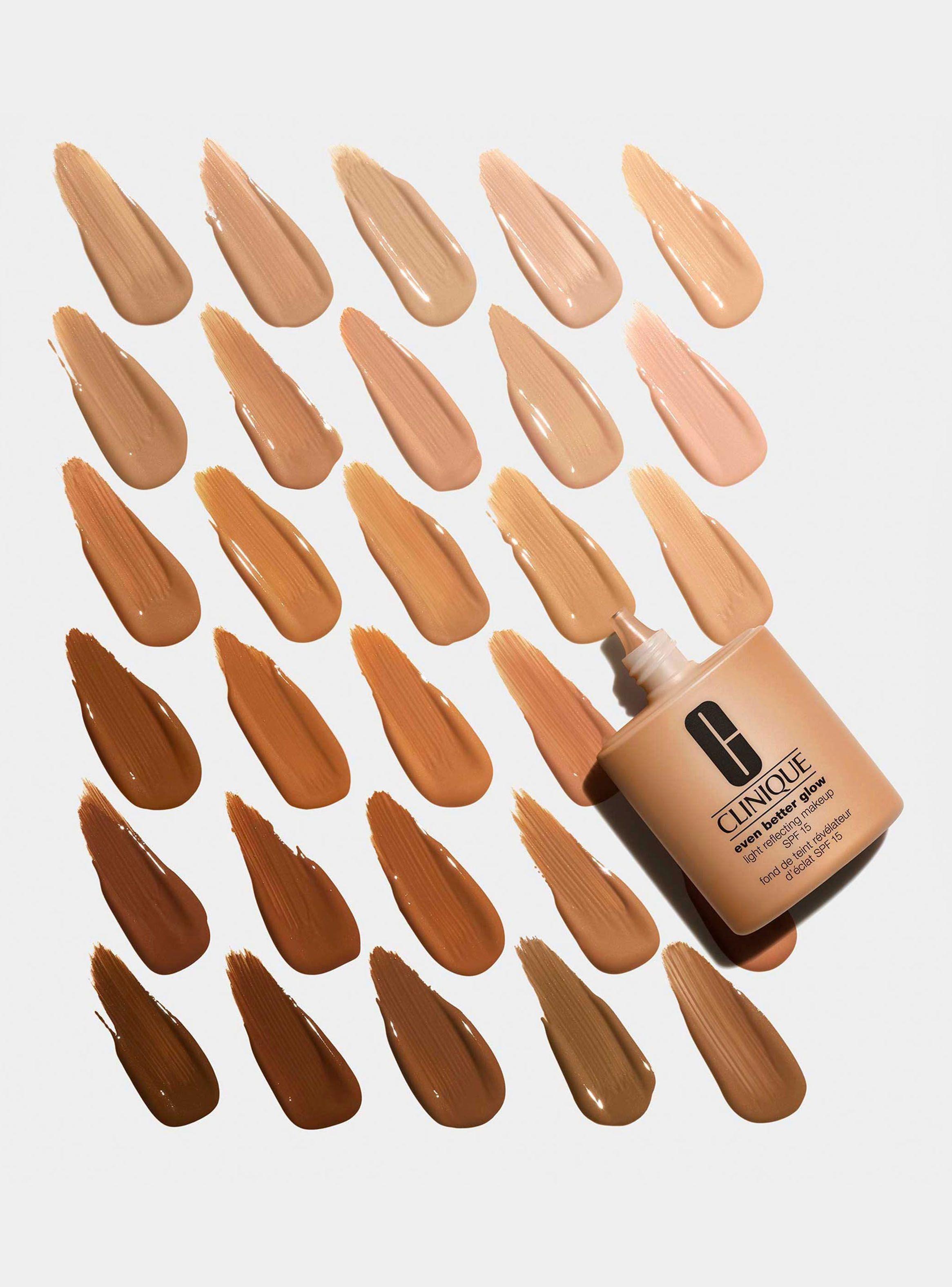 Base Clinique Maquillaje Even Better Glow Light Reflecting Makeup SPF 15 CN 70 Vanilla-3