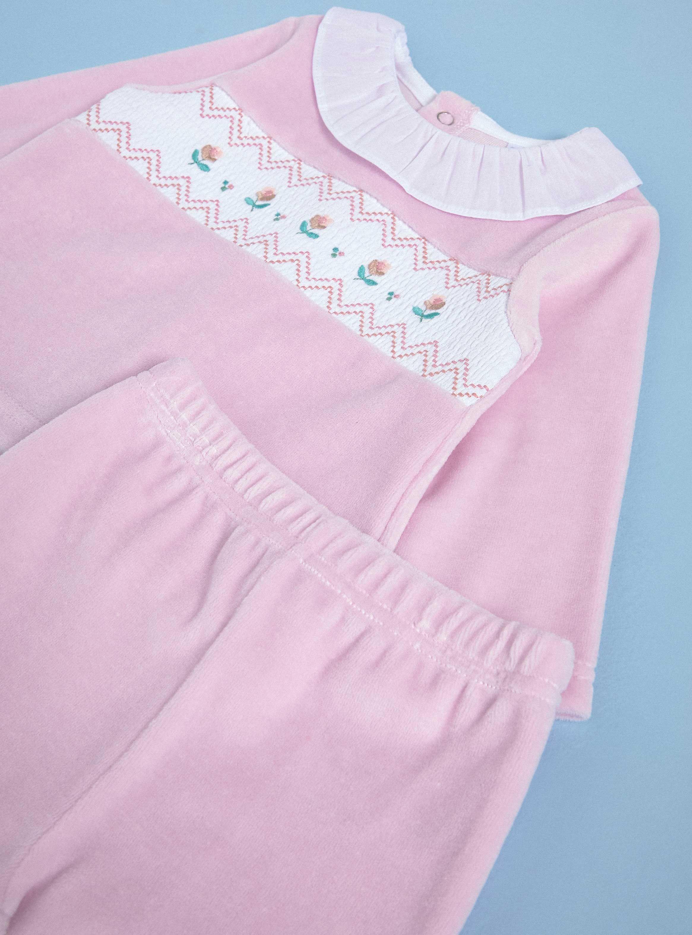 Conjunto con Cuello y Bordado de Flores-2