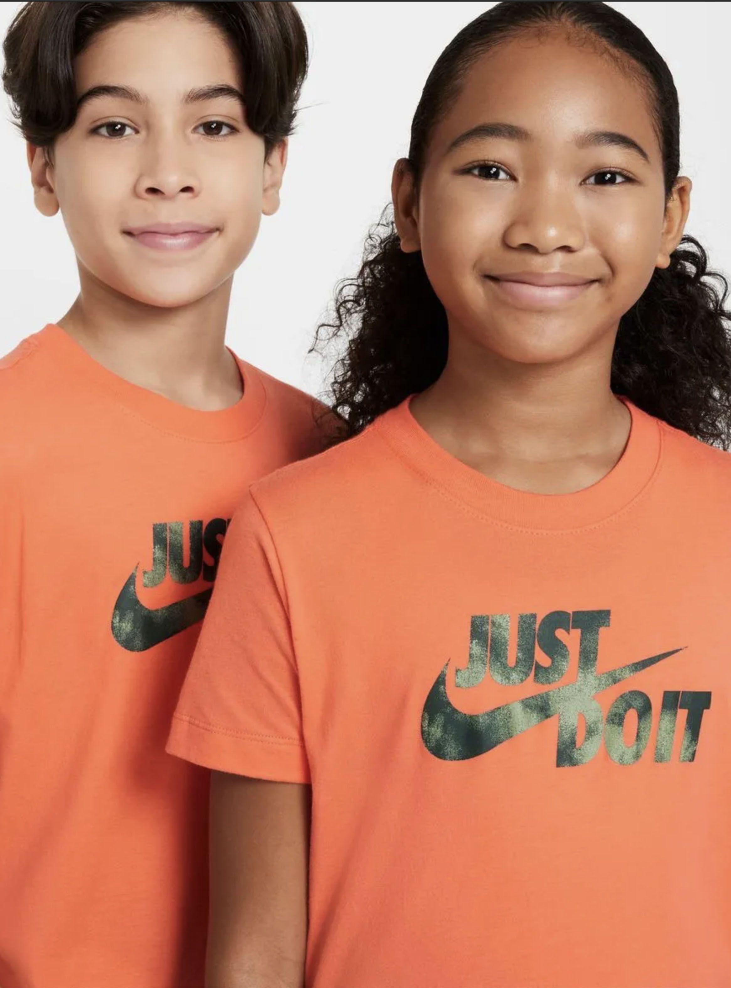Polera Sportwear Graphic Juniors-2