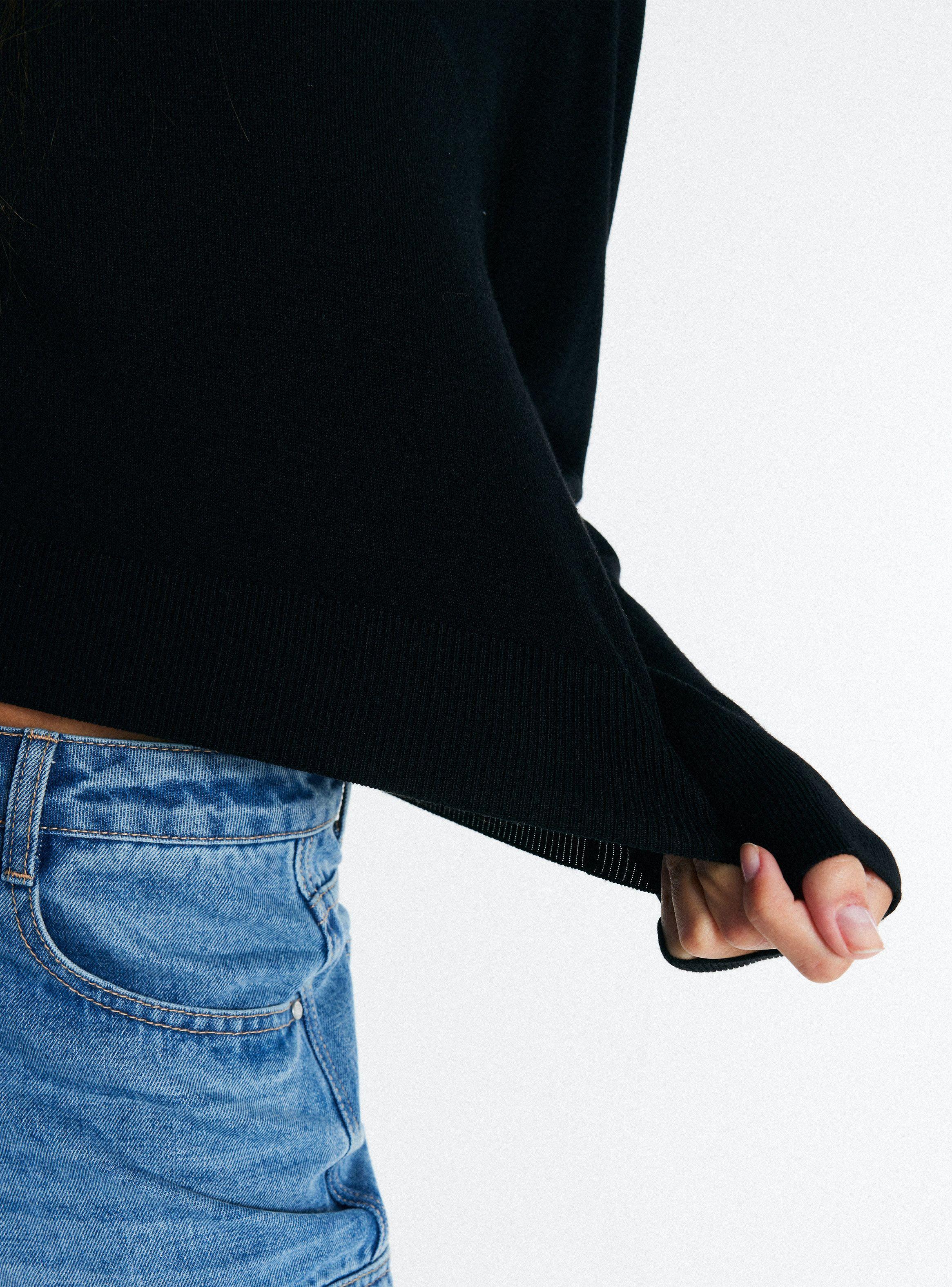 Sweater Básico Cuello Redondo-3