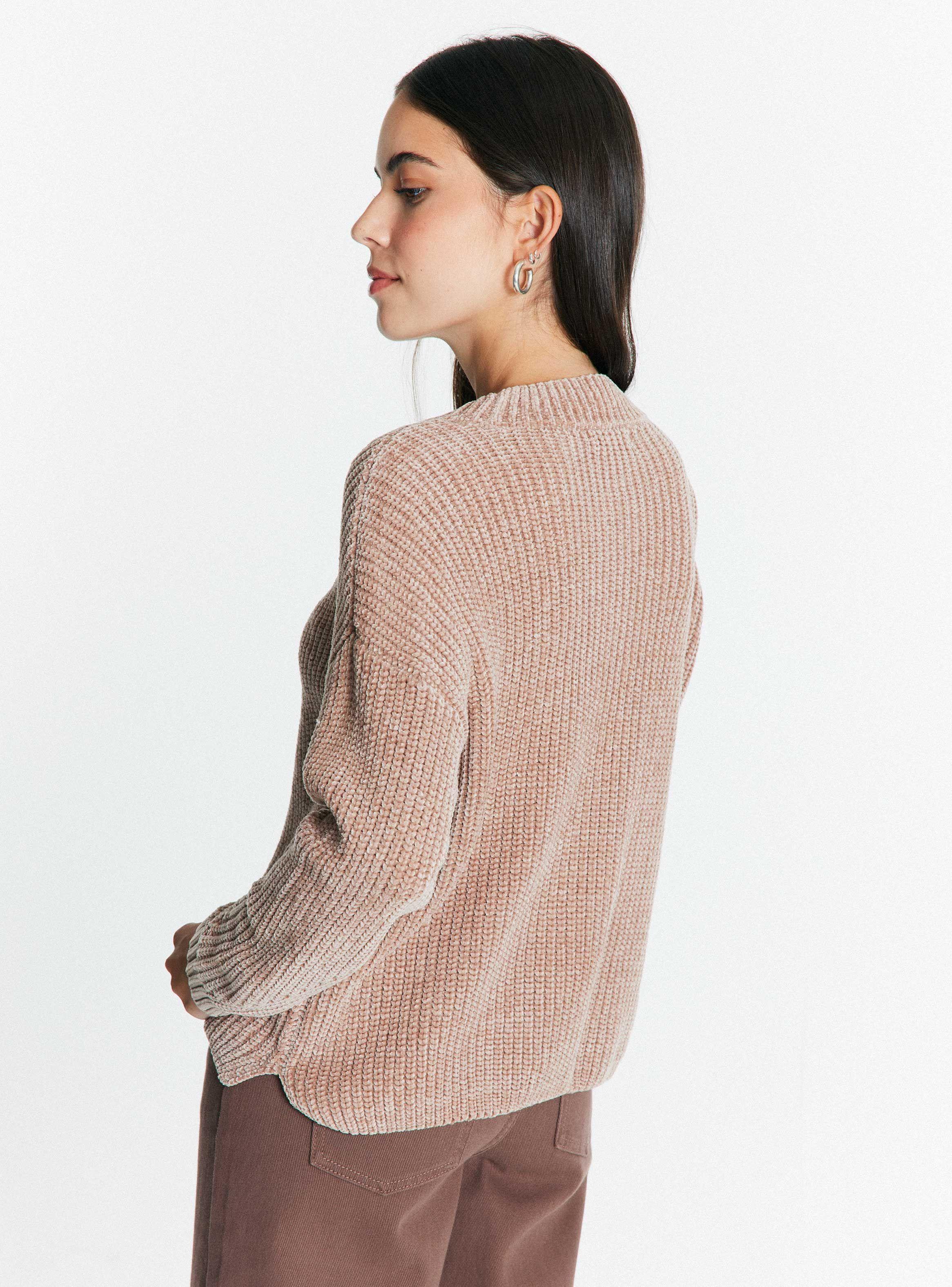 Sweater Sólido Cuello Redondo-1