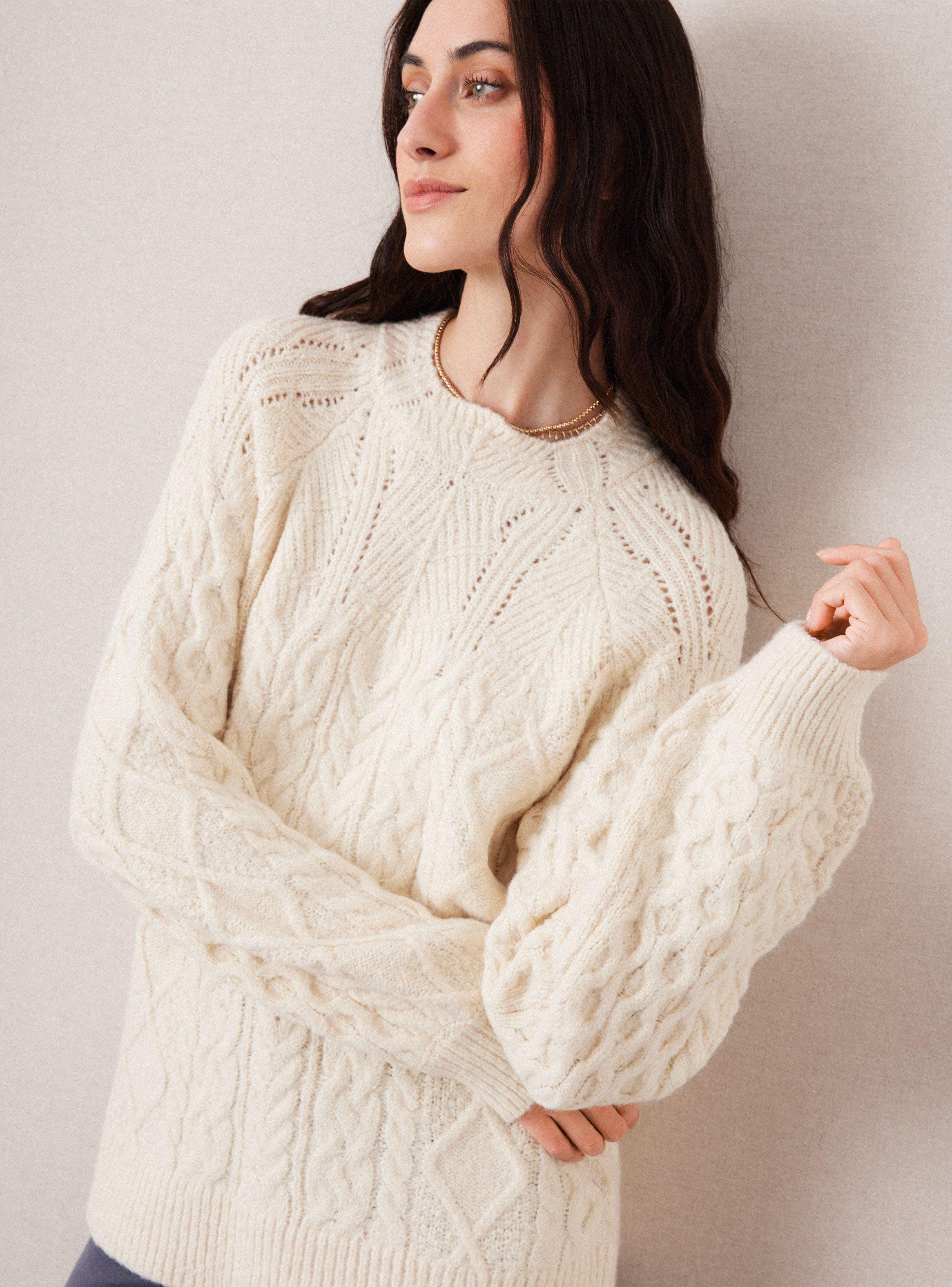Sweater Trenzado con Detalle de Líneas y Cuello Alto-2