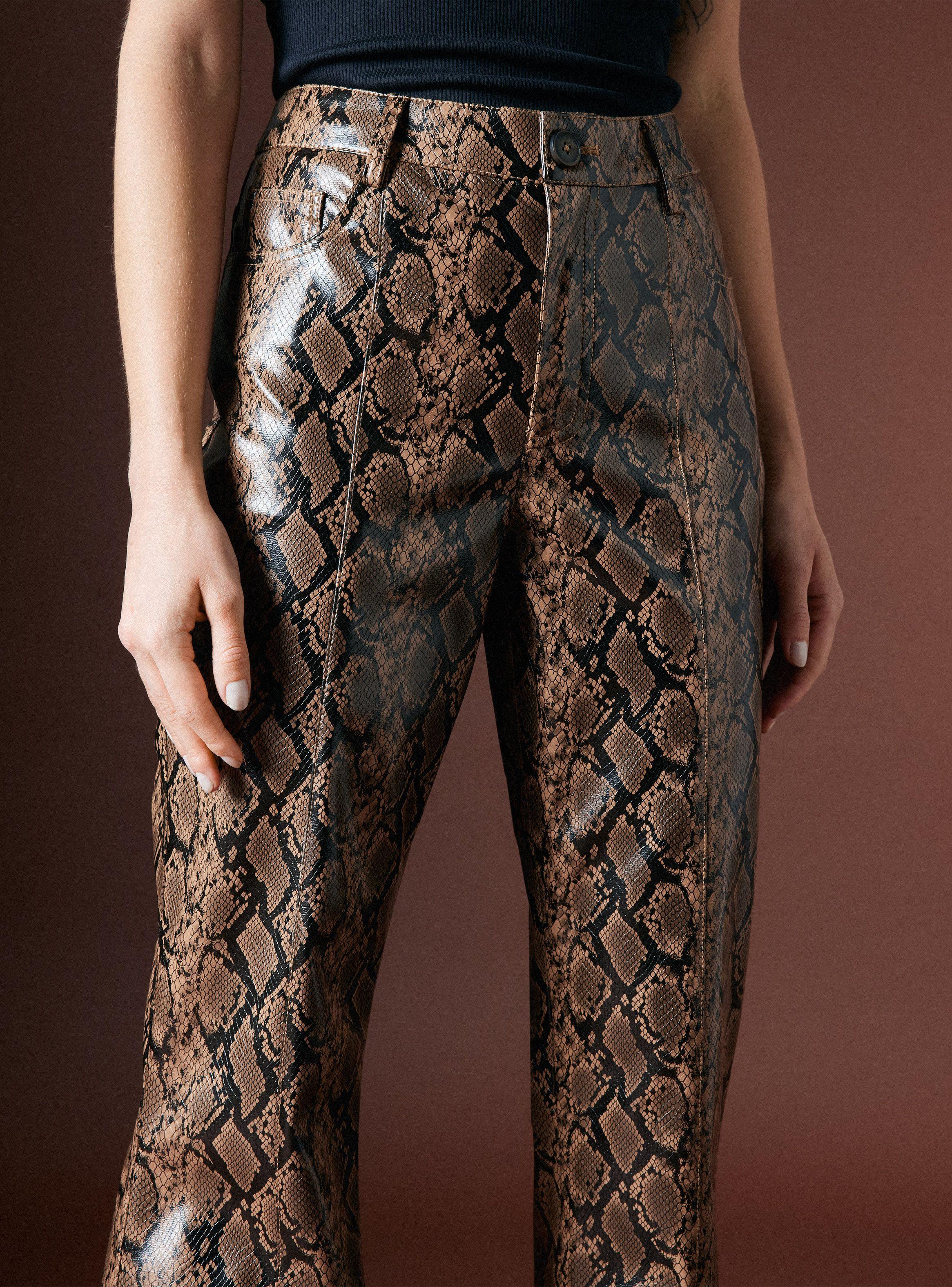 Pantalón Textura Croco Colaboración María Pombo-2