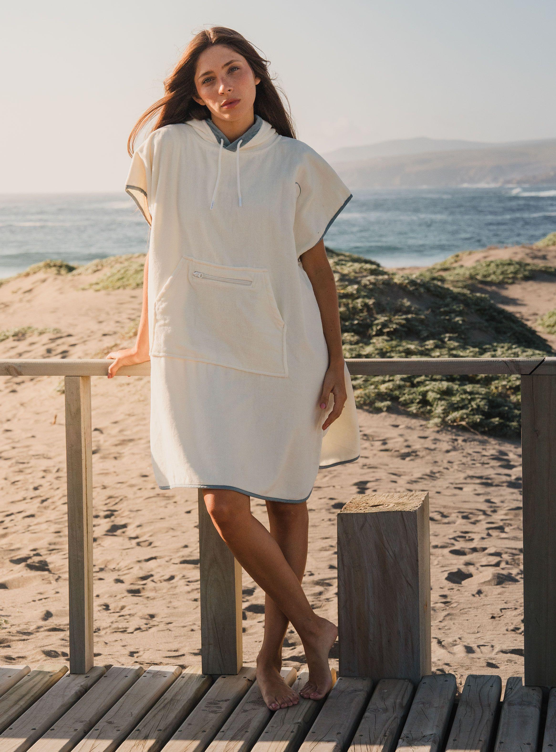 Toalla Poncho Classic 93x68 cm Crema-2
