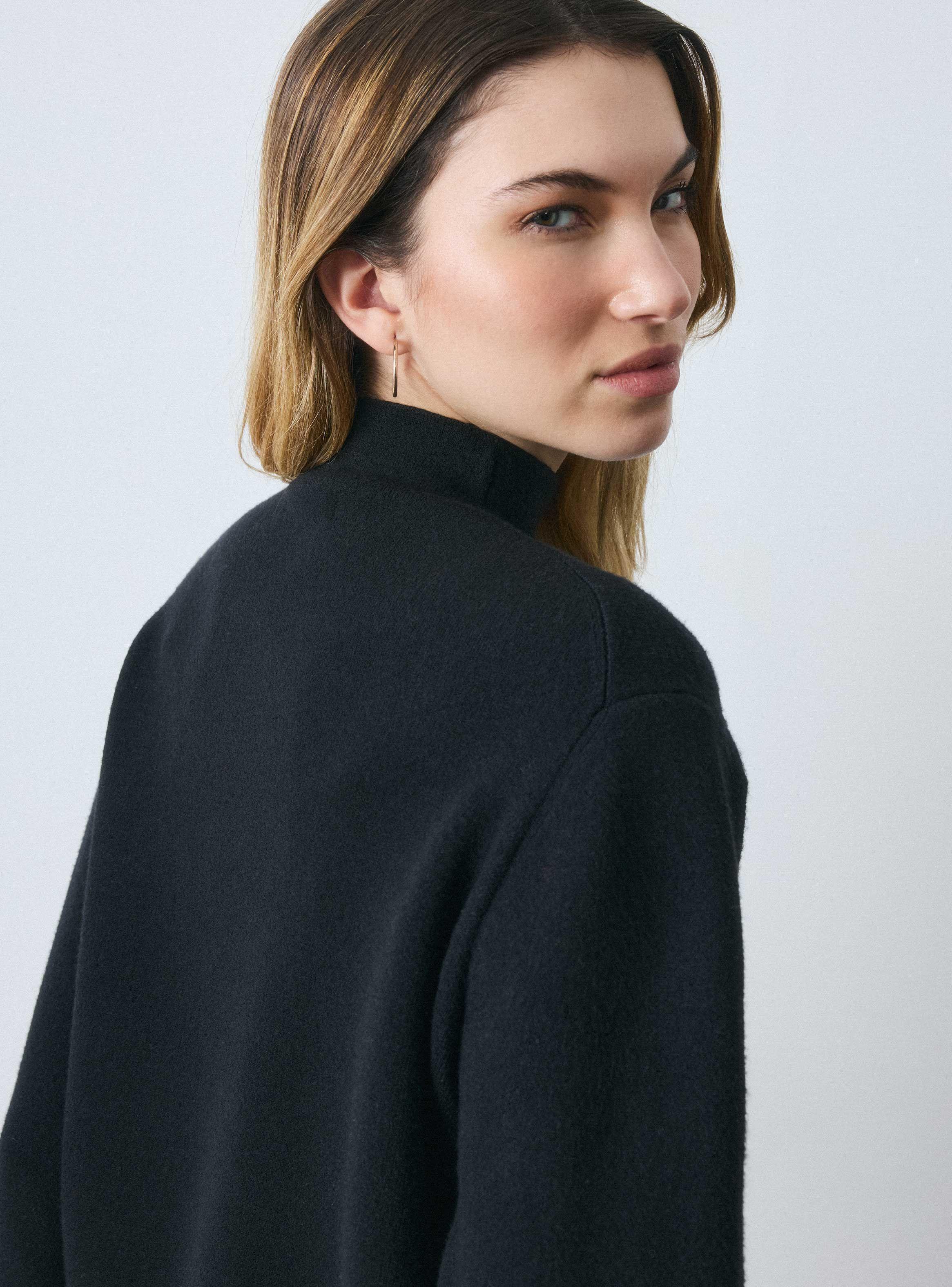 Sweater Cuello Alto Color-3
