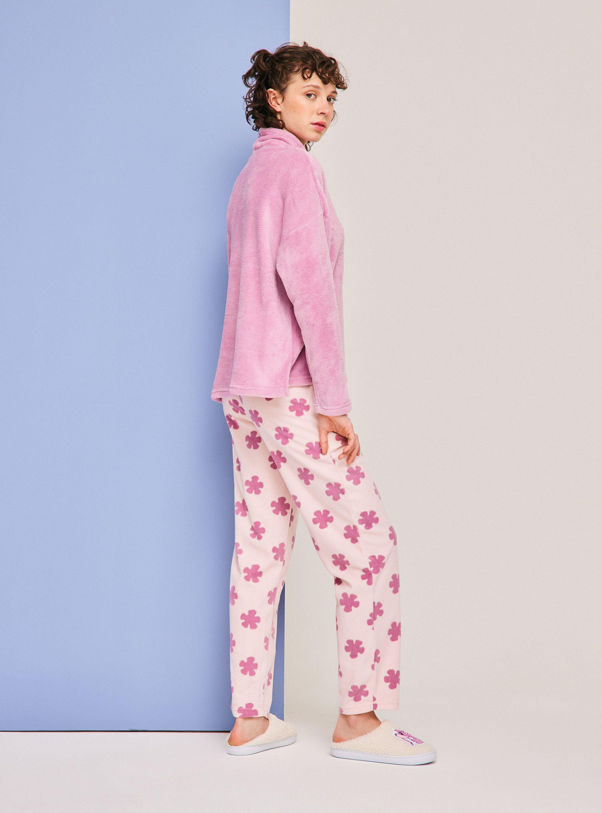 Pijama Cuello Alto Polar Aplicación Bordado Disney-5