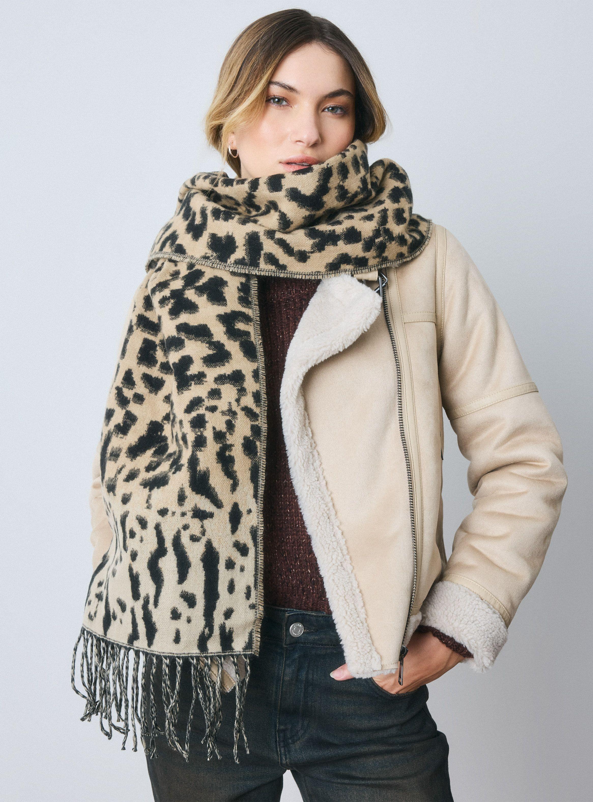 Bufanda Tejido Jacquard Diseño Animal Print-0