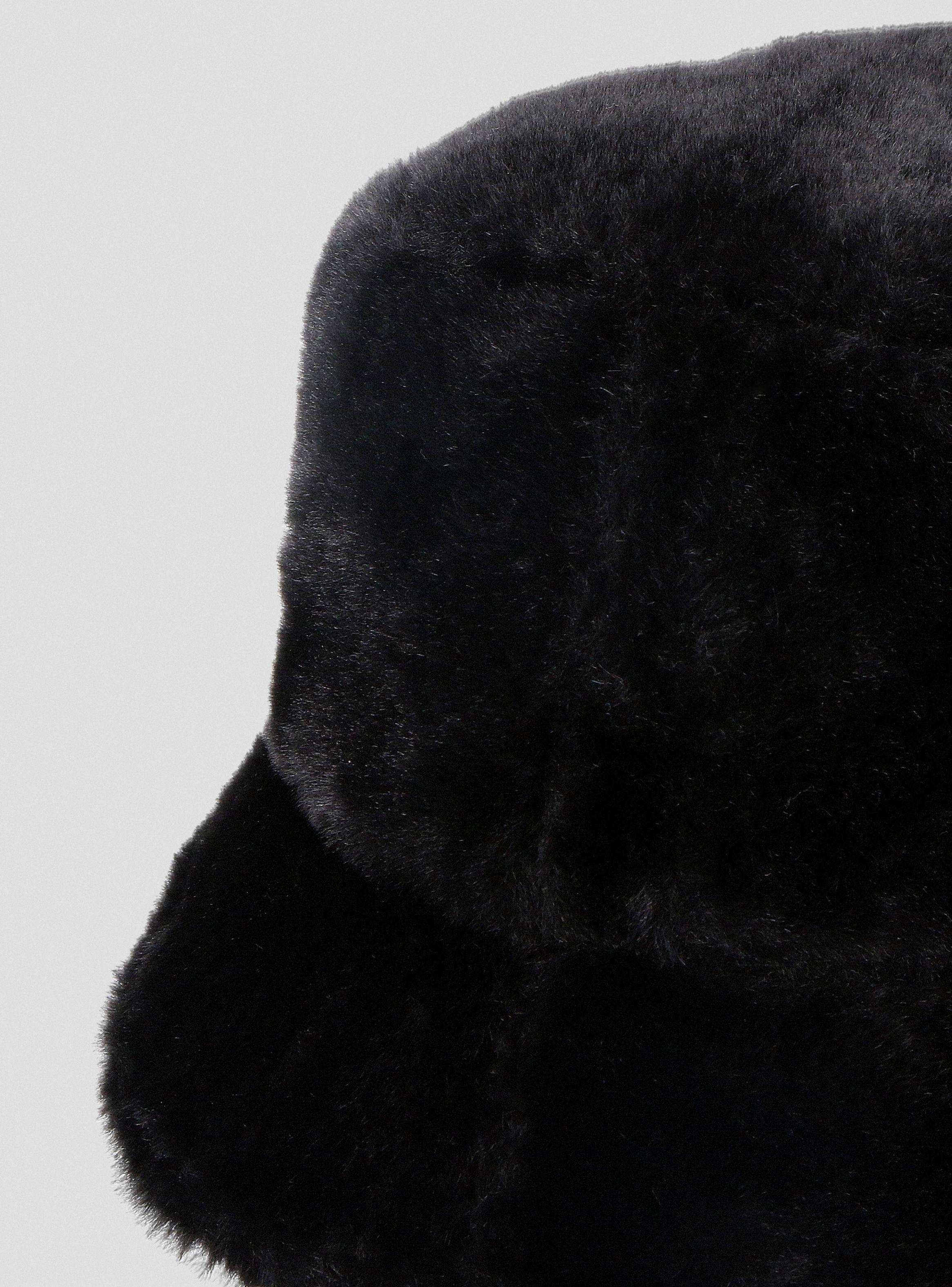 Gorro Bucket Peludo-3