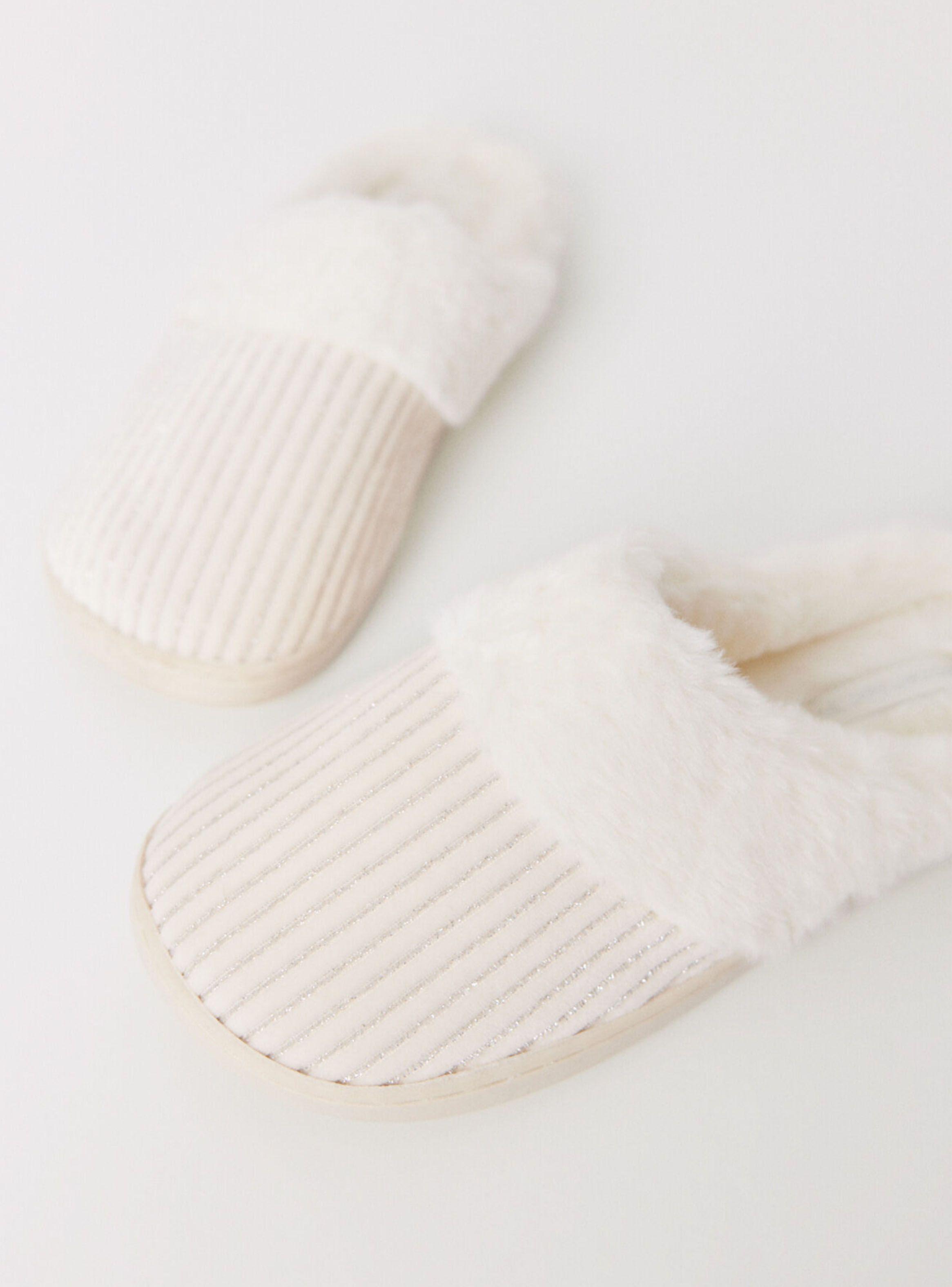 Pantuflas Pelo Blanco Lurex-2