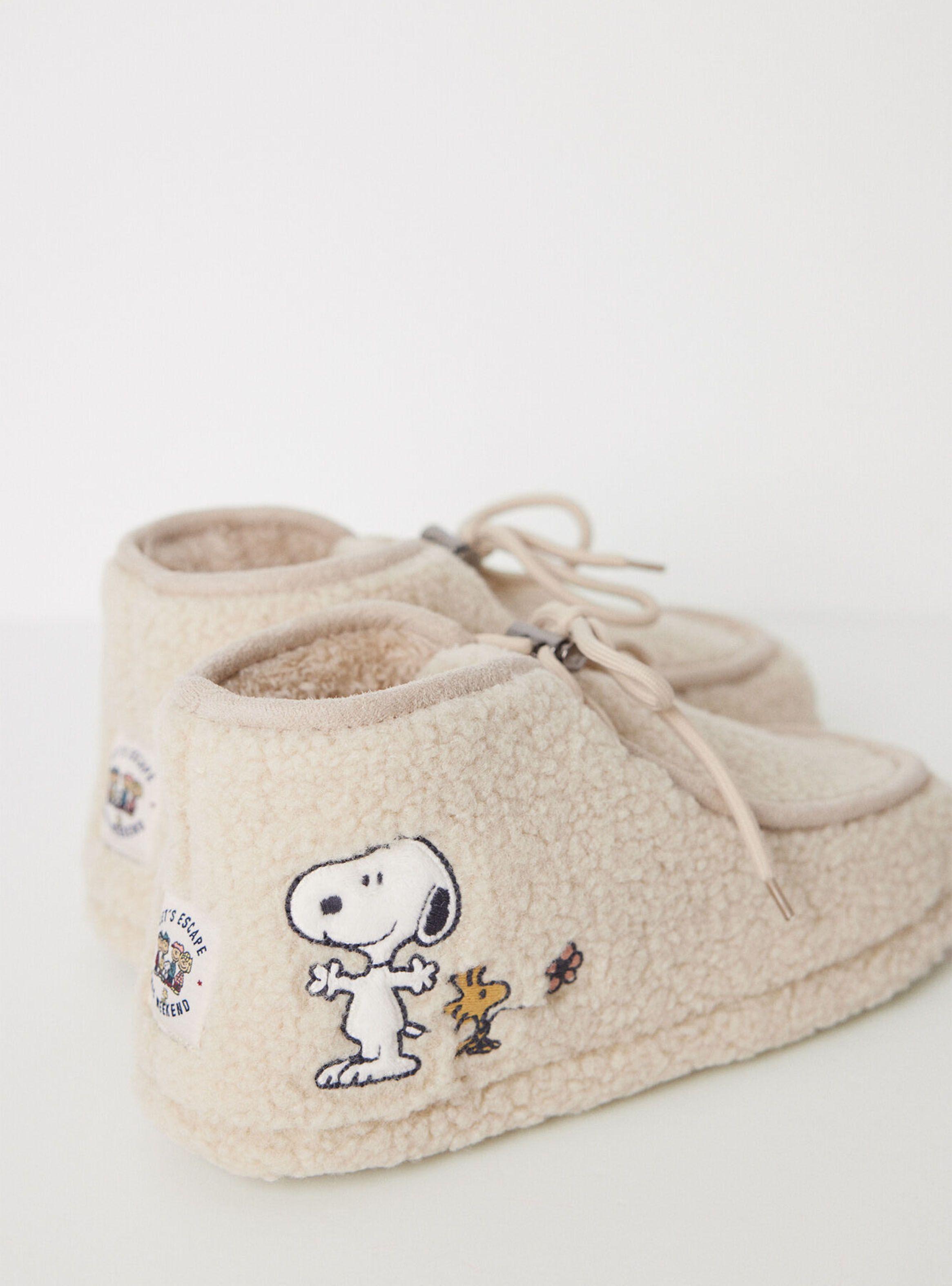 Pantuflas Bota Snoopy-2