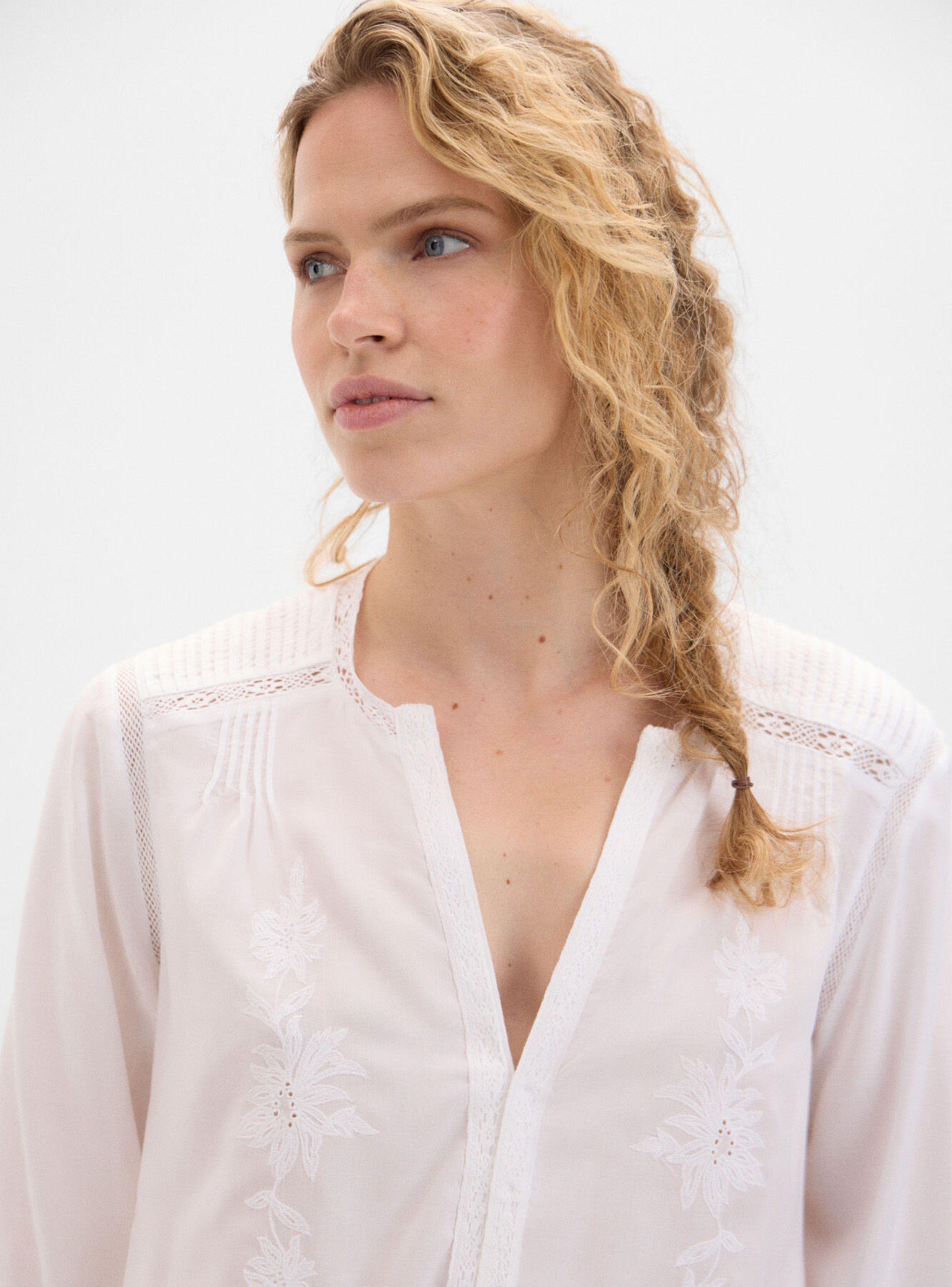 Blusa Romántica Bordada-2