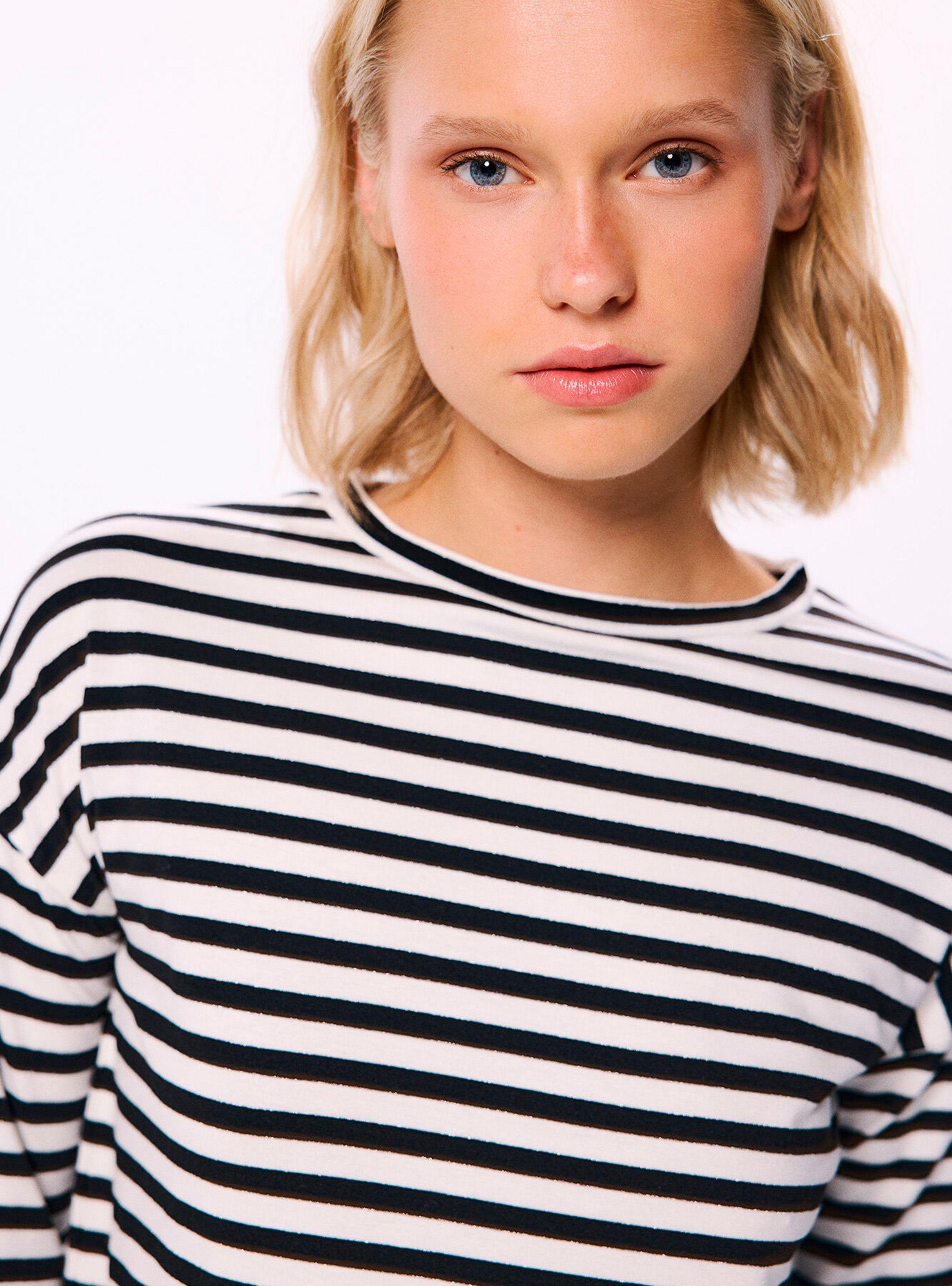 Polera Rayas Cuello Redondo Manga Larga-2