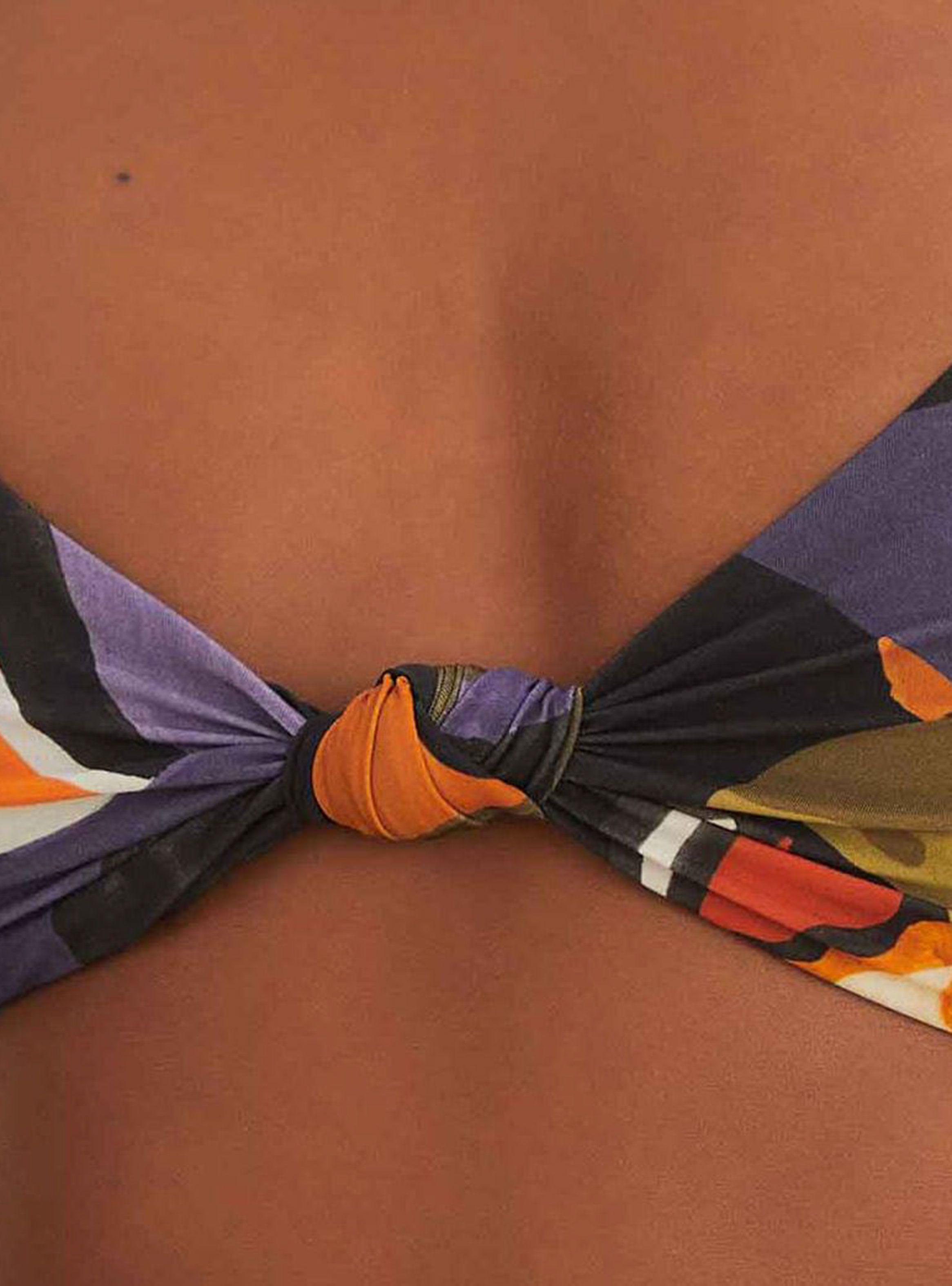 Bikini Triángulos con Nudo al Centro-3