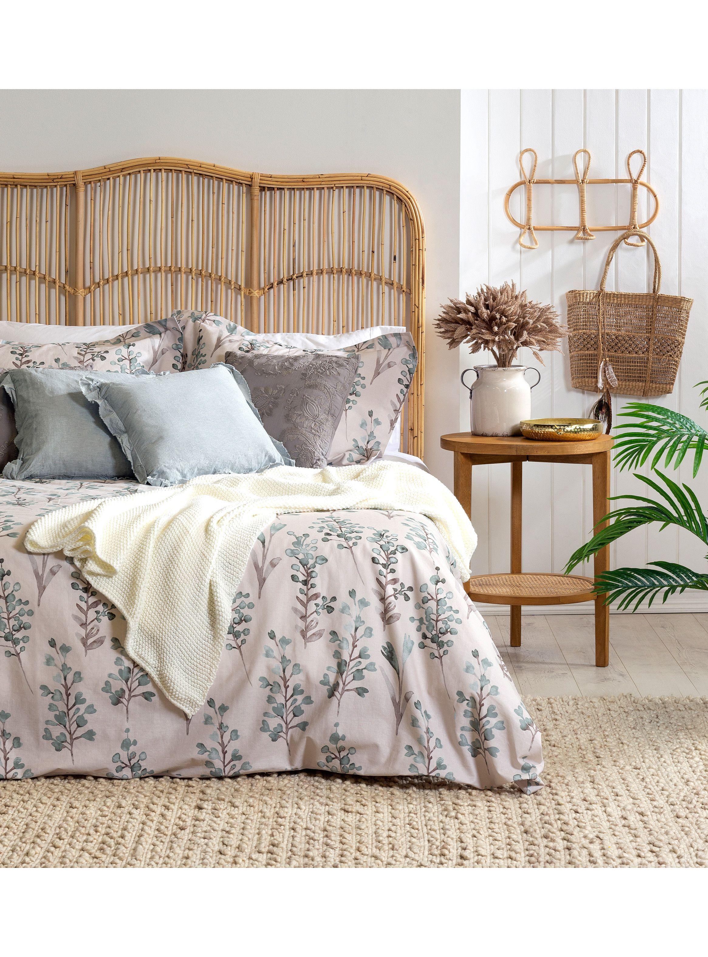 Cojín Bordado 45 x 45 cm D1-4