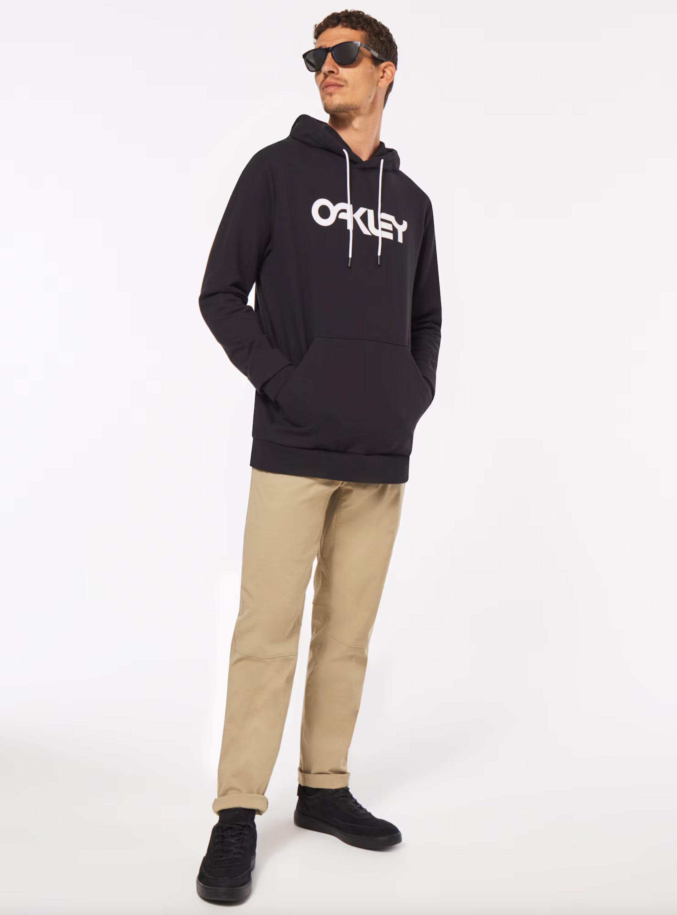 Sweater Hoodie Logo Front-3