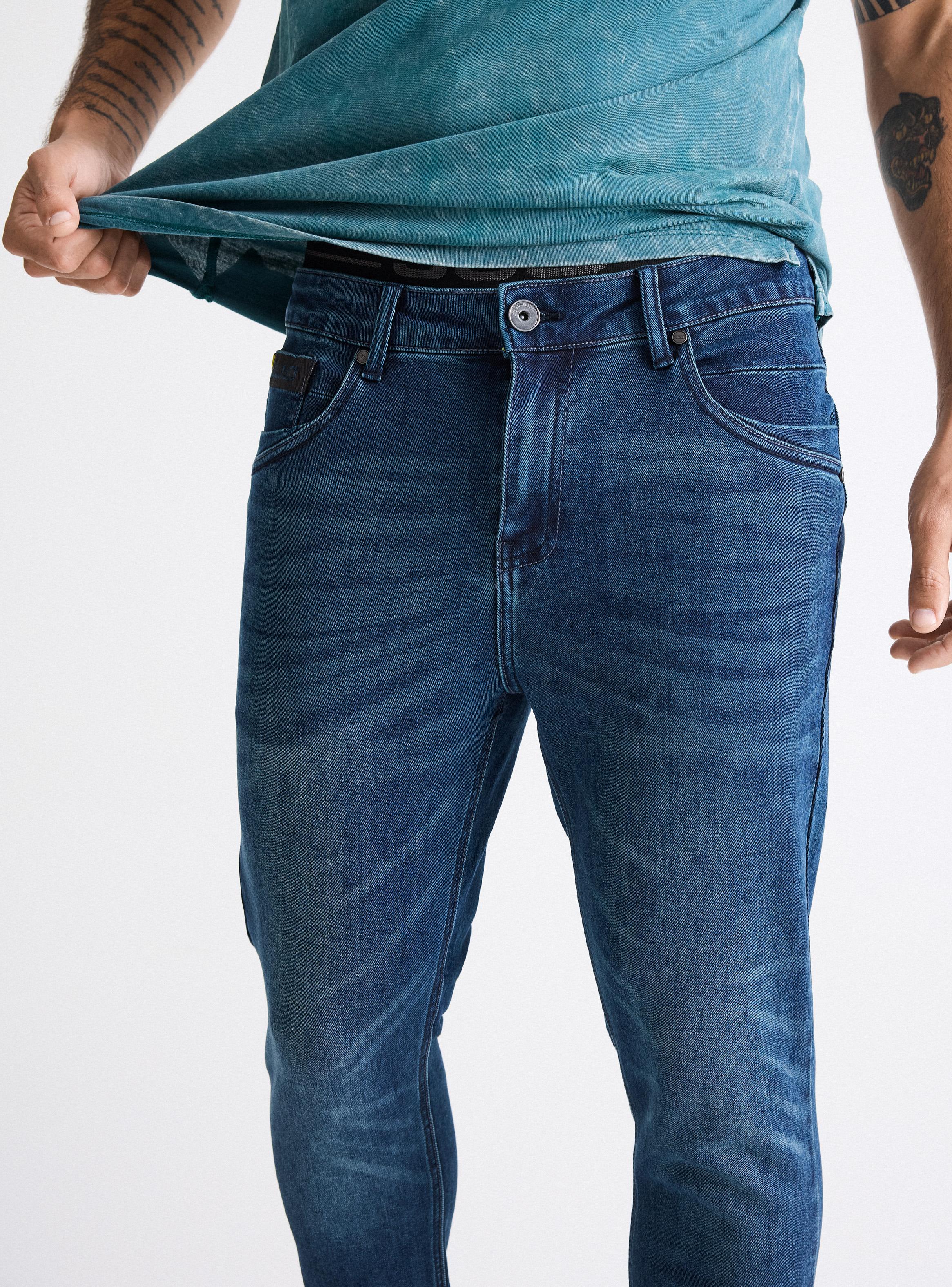 Jeans Lavado Laser Bigotes 3D-2