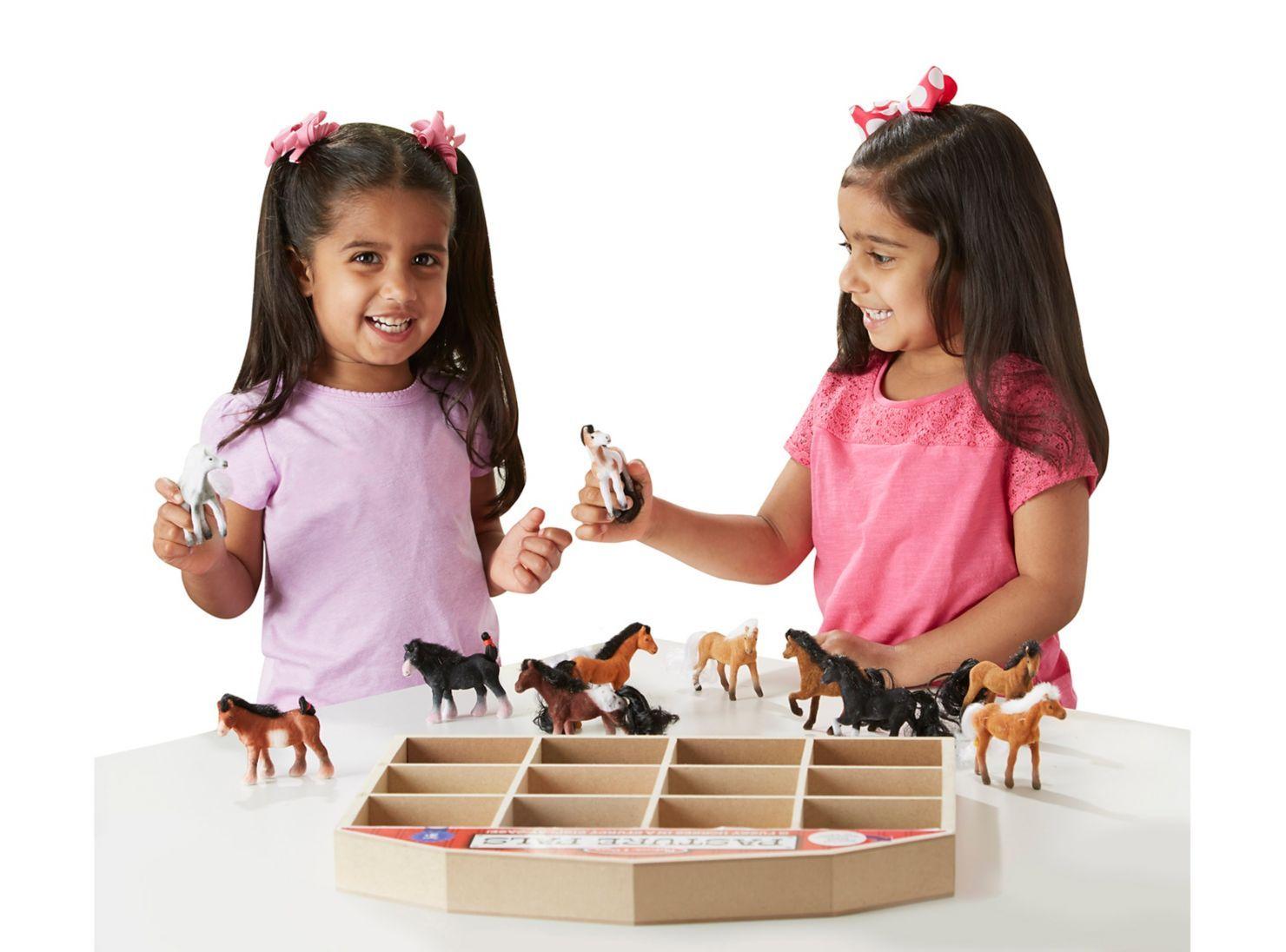 Melissa & Doug Set Caballos Coleccionables Caramba-2