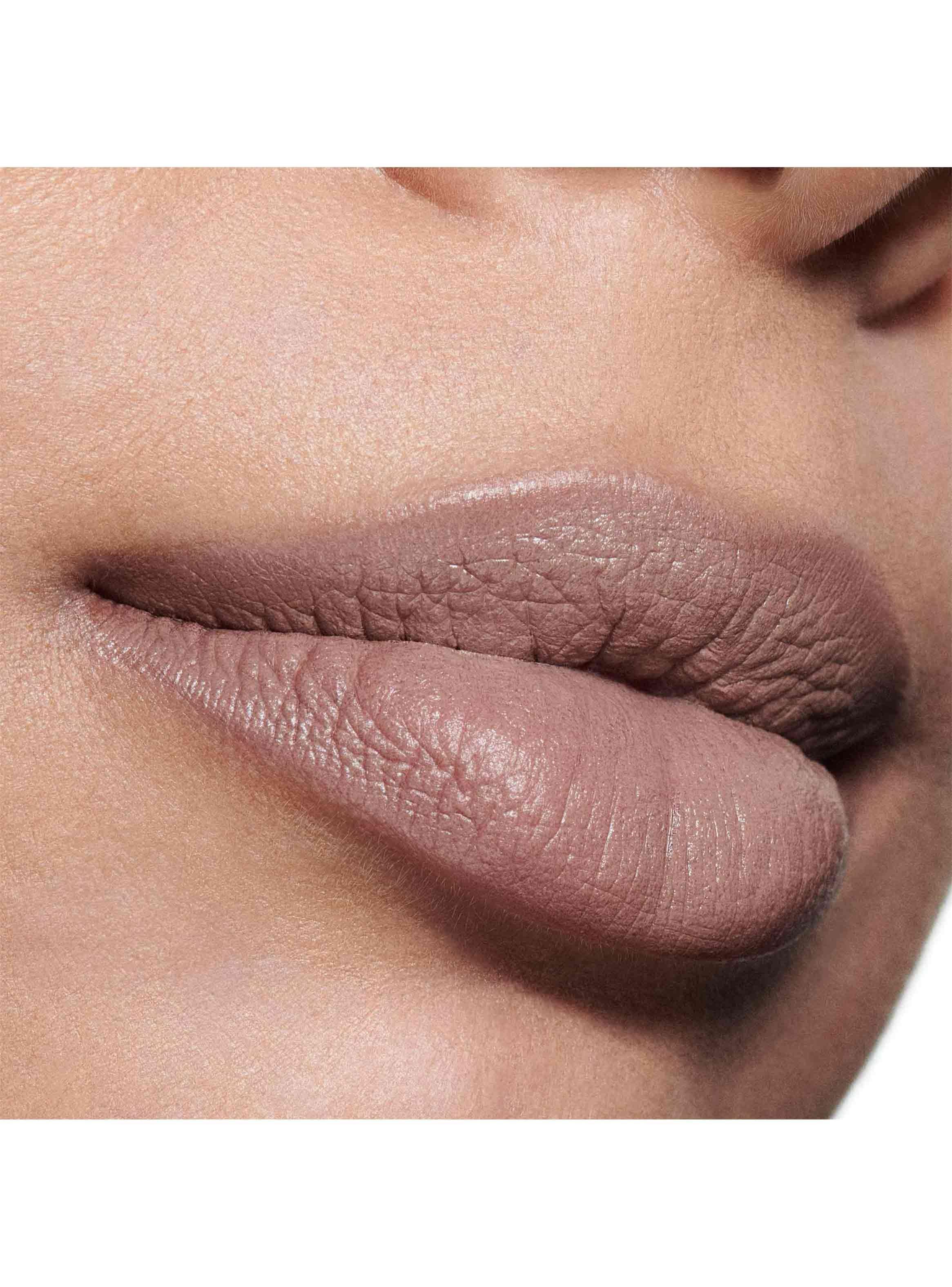 Labial Macximal Silky Matte​ Lipstick Folio 3.5 g-3