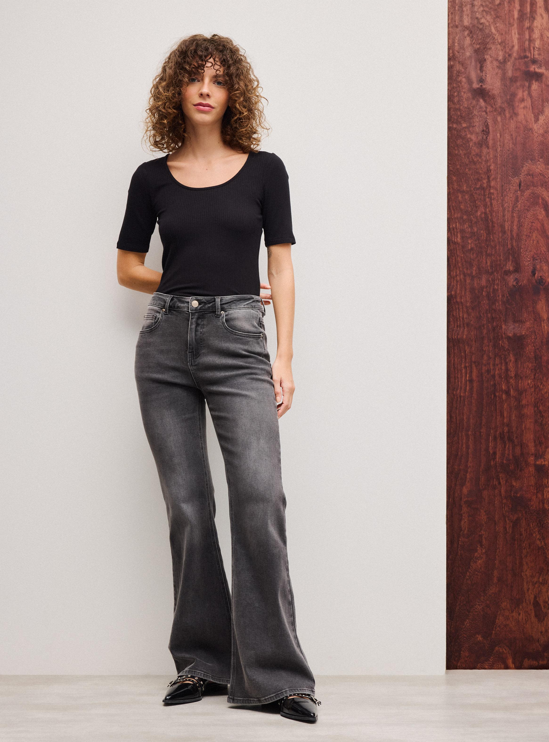 Jeans Flare Variedad de Lavados-4
