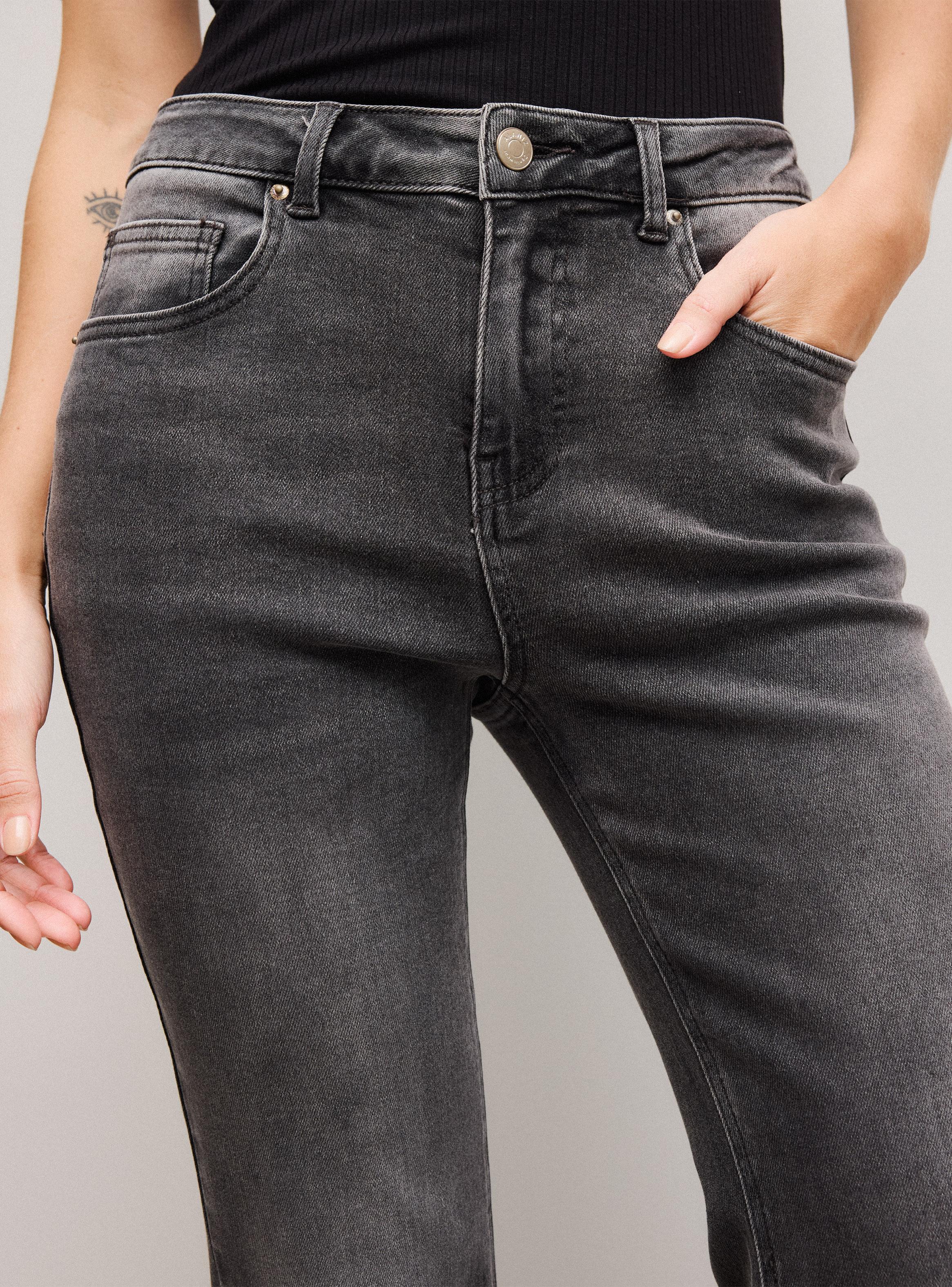 Jeans Flare Variedad de Lavados-2