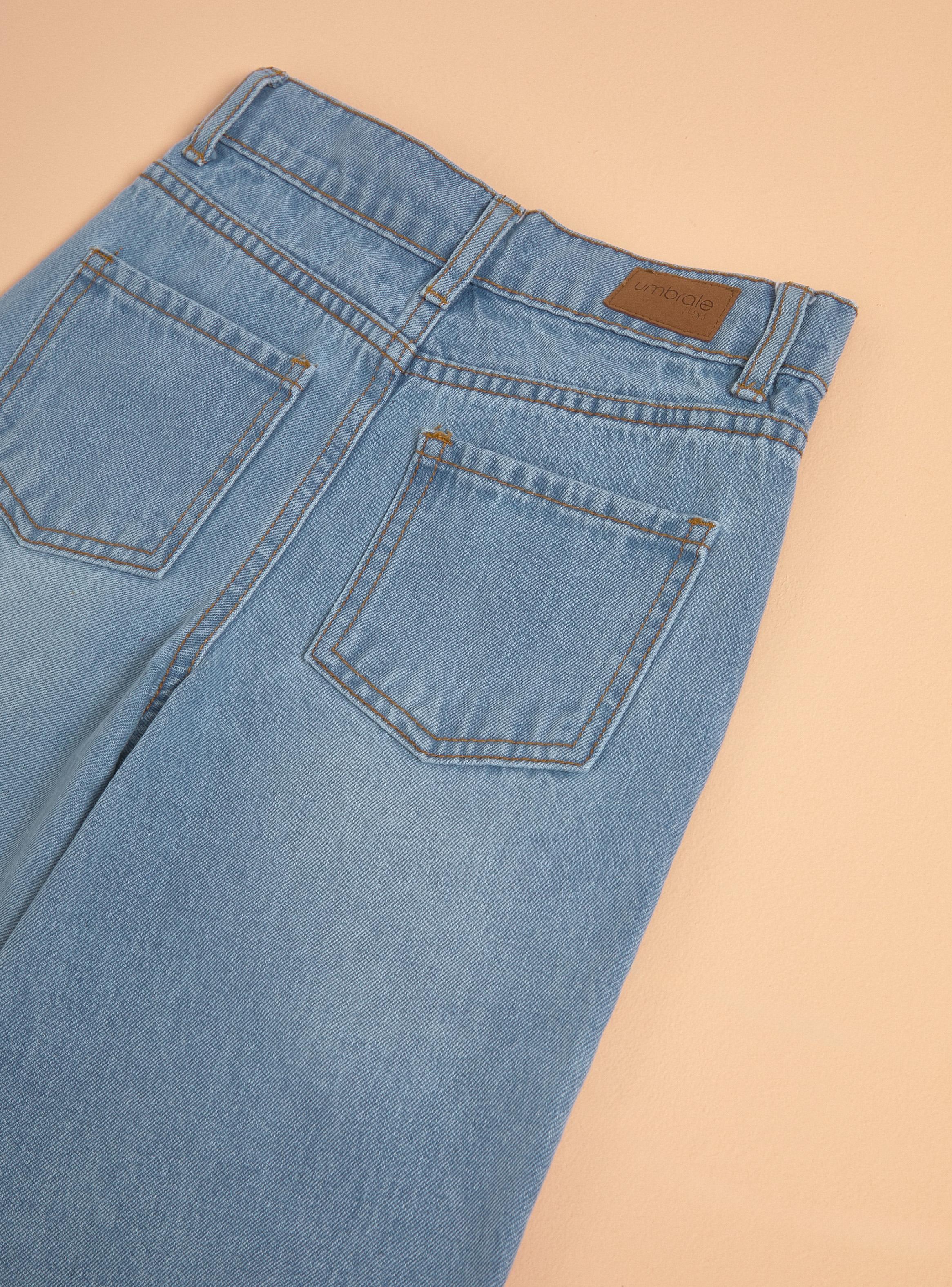 Jeans Wide Leg con Parches de Flor-3
