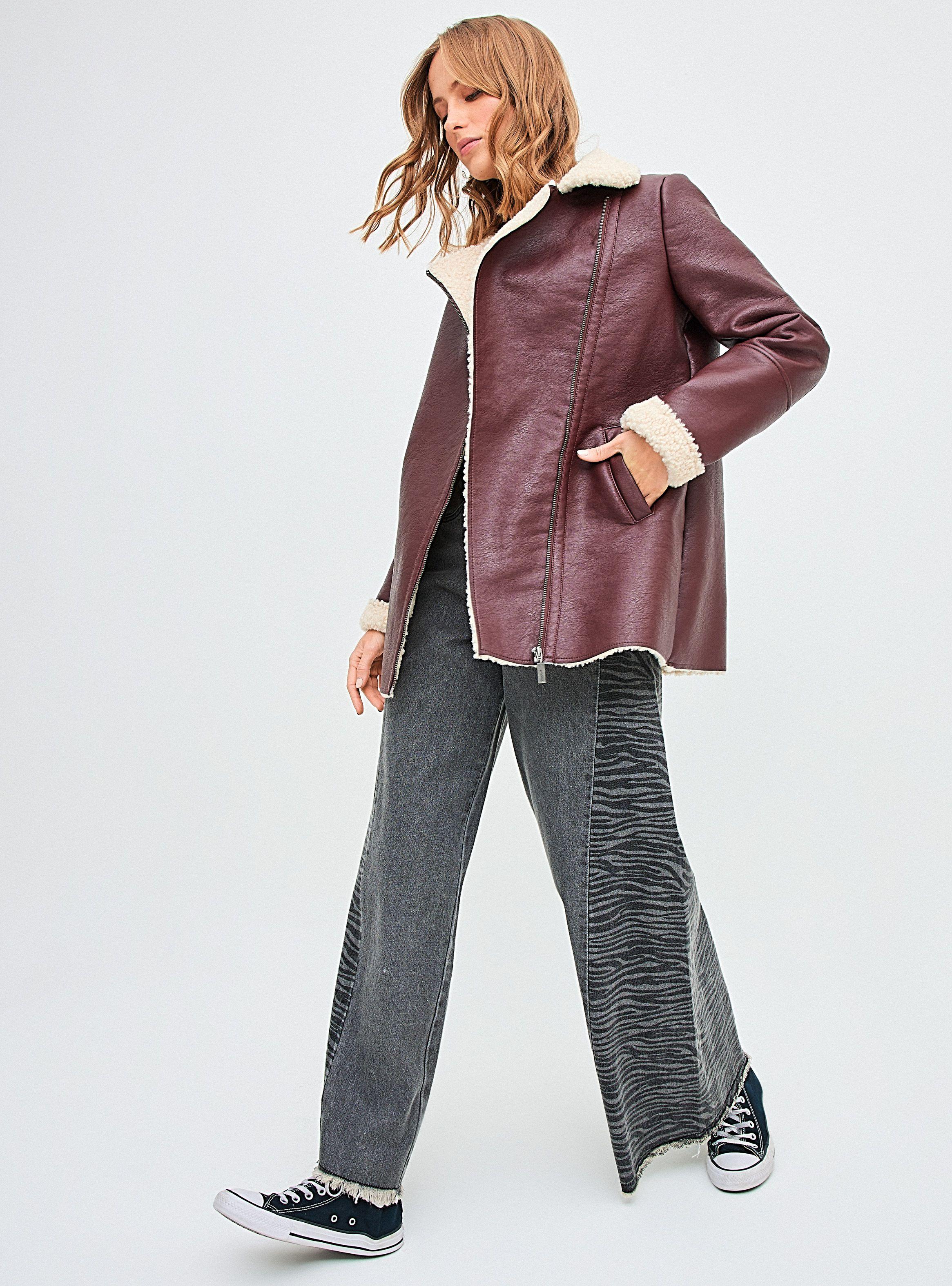 Chaqueta Detalle Cuello-3