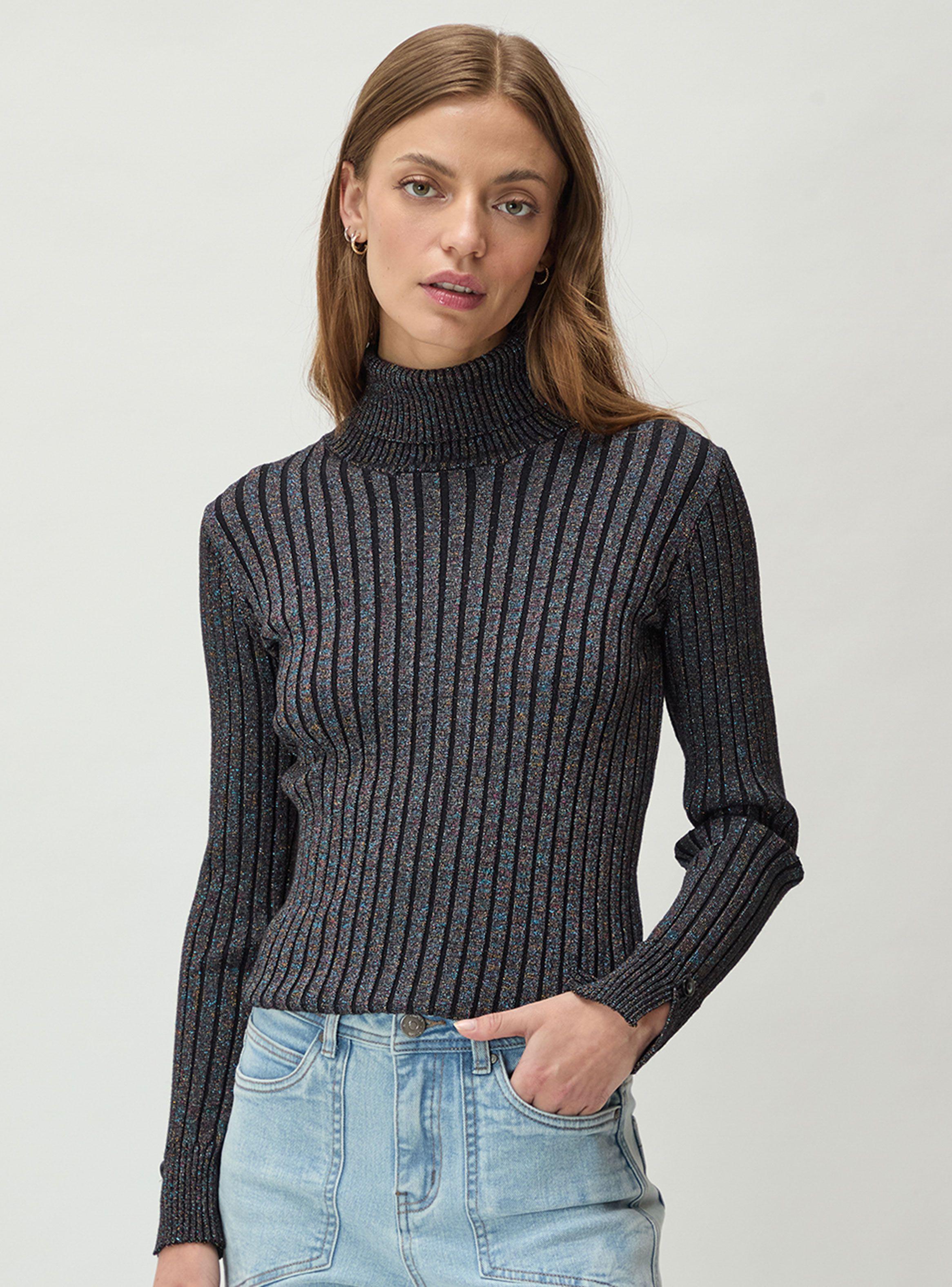 Sweater Liso de Cuello Alto-0