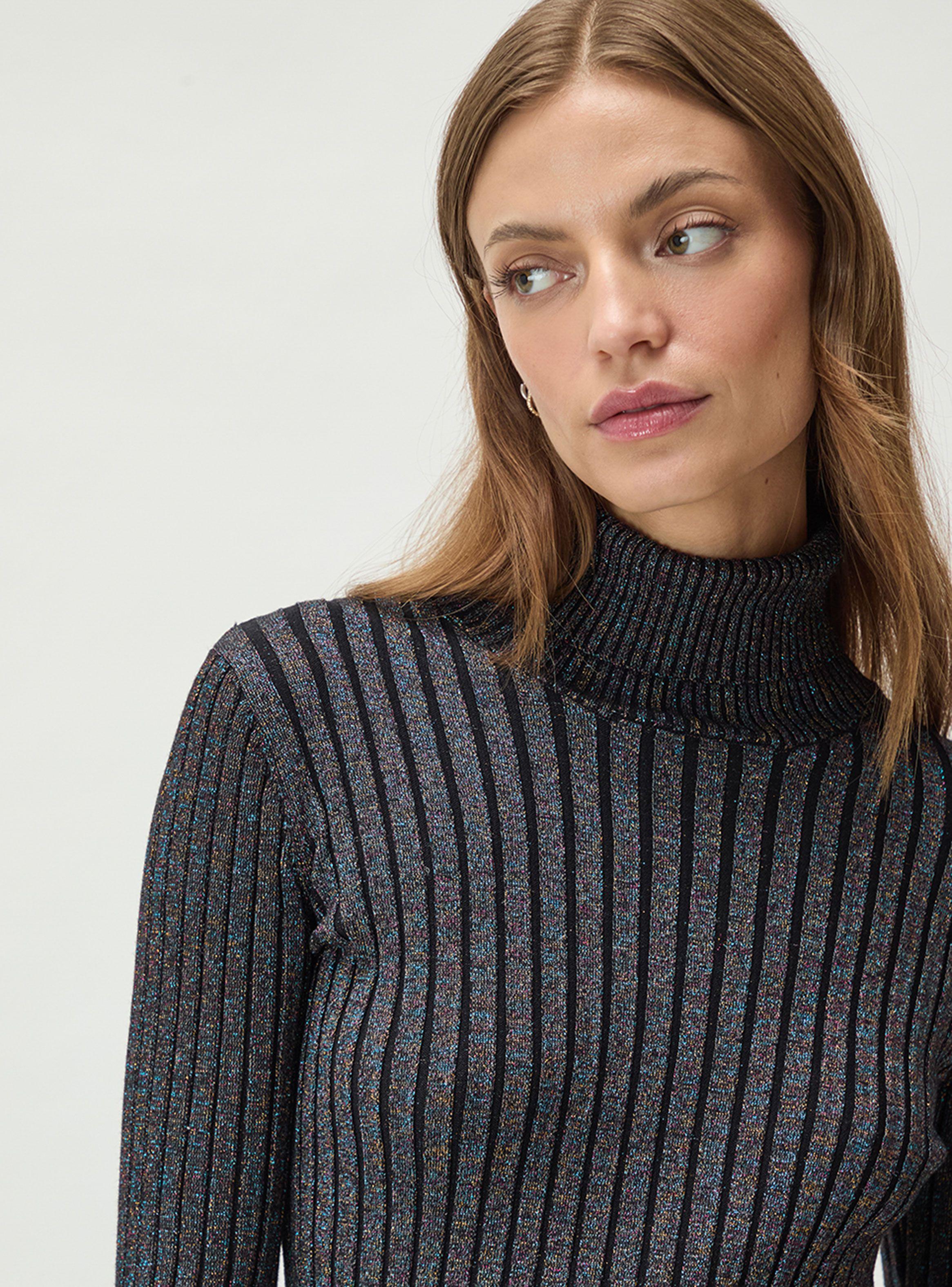 Sweater Liso de Cuello Alto-2