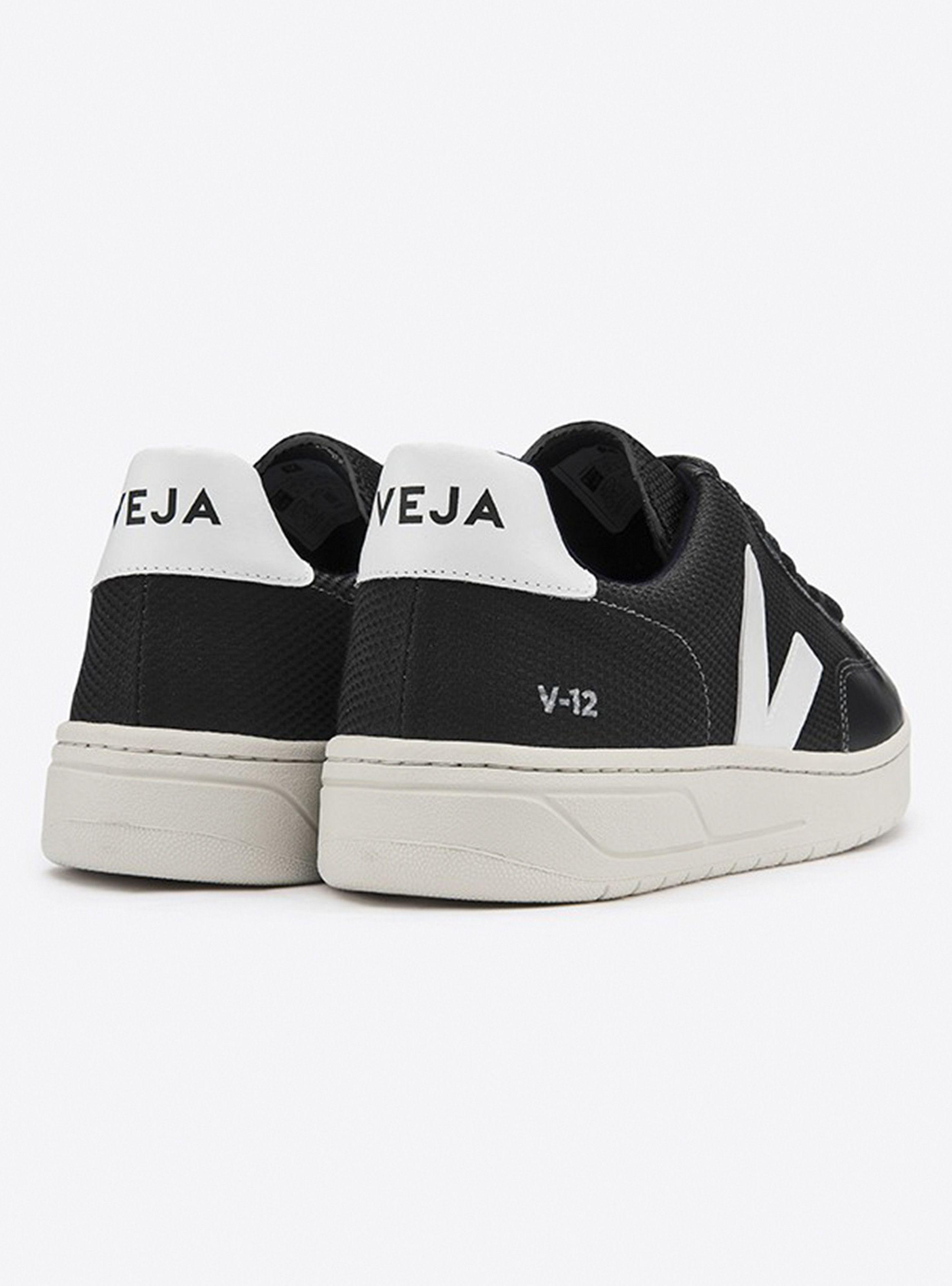 Zapatilla Urbana Veja Mujer V-12 Negro-3