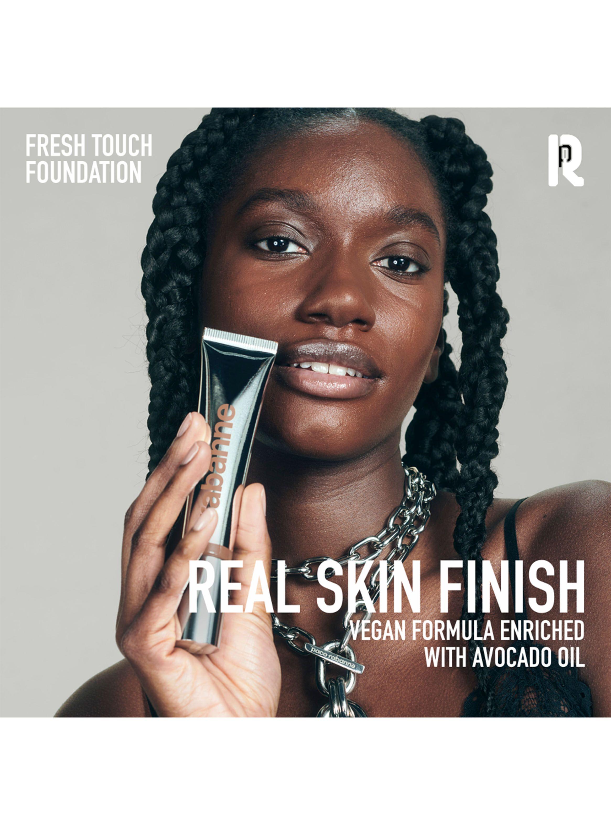 Fresh Touch Foundation Base de Maquillaje Rabanne 70c-4