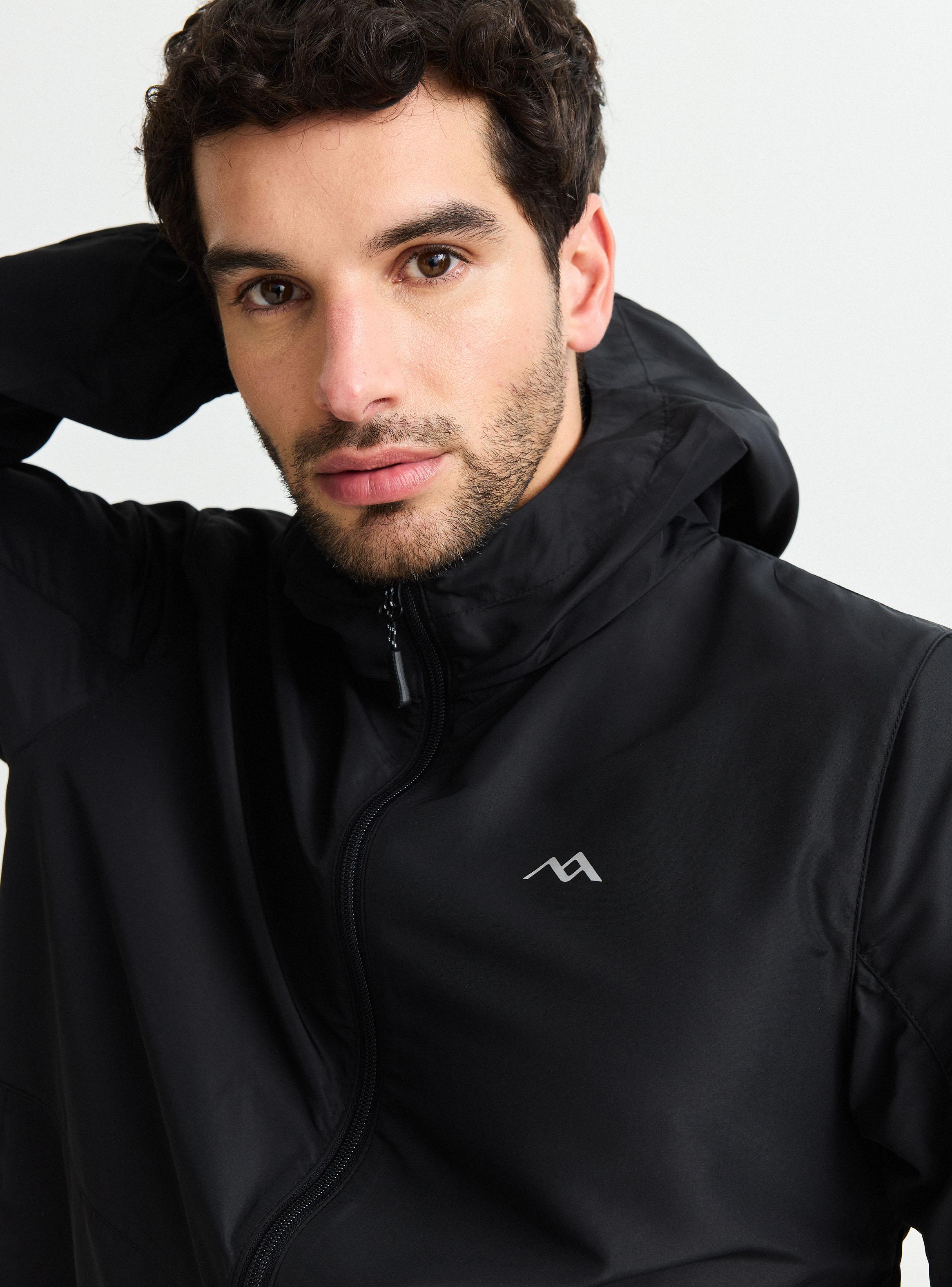 Chaqueta  Liviano Cortaviento-2