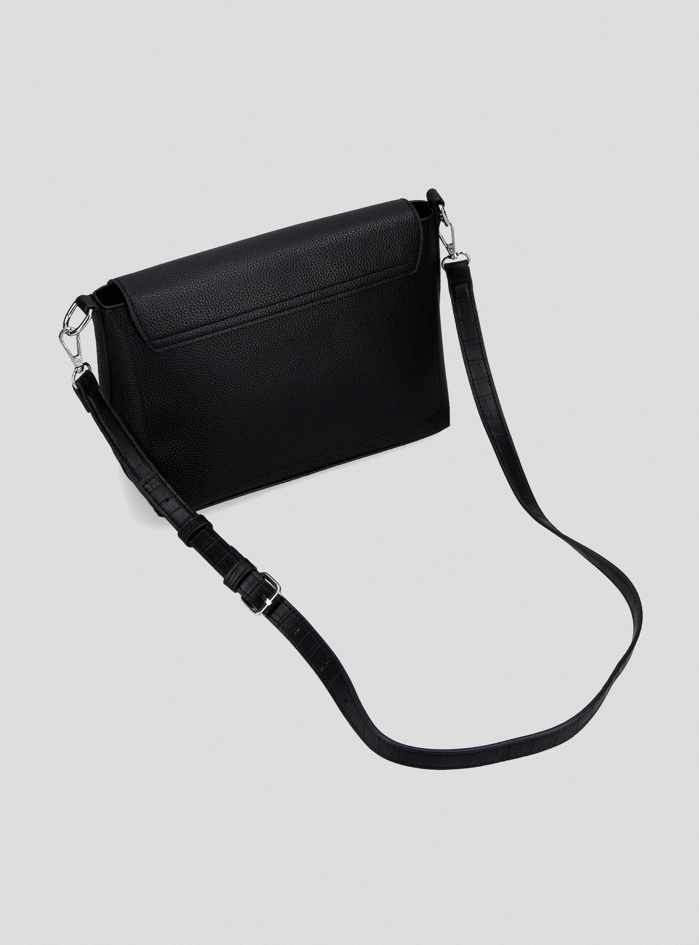 Cartera de Hombro con Detalle Croco-3