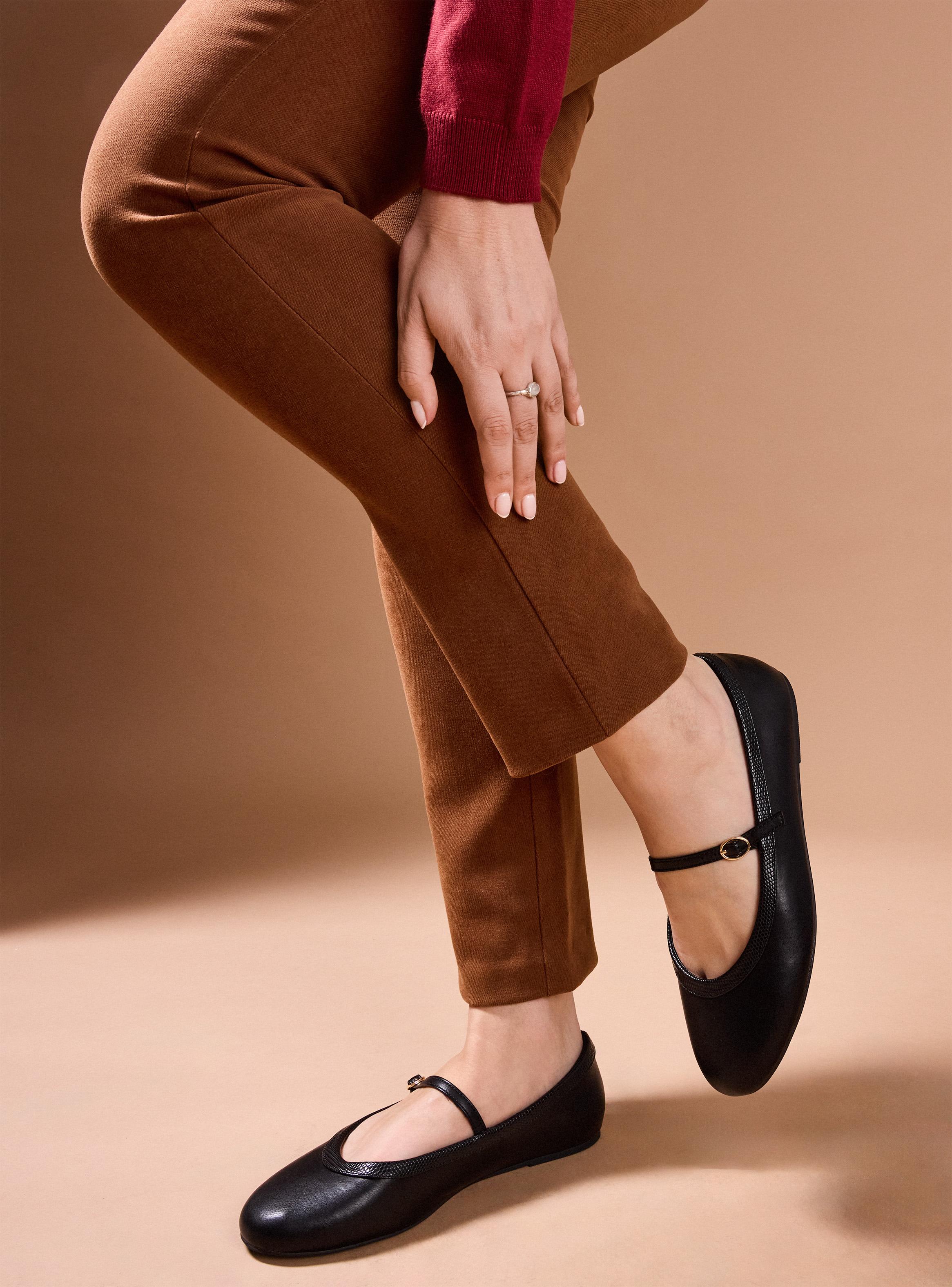 Ballerina Flat con Hebilla Metálica Mujer-5