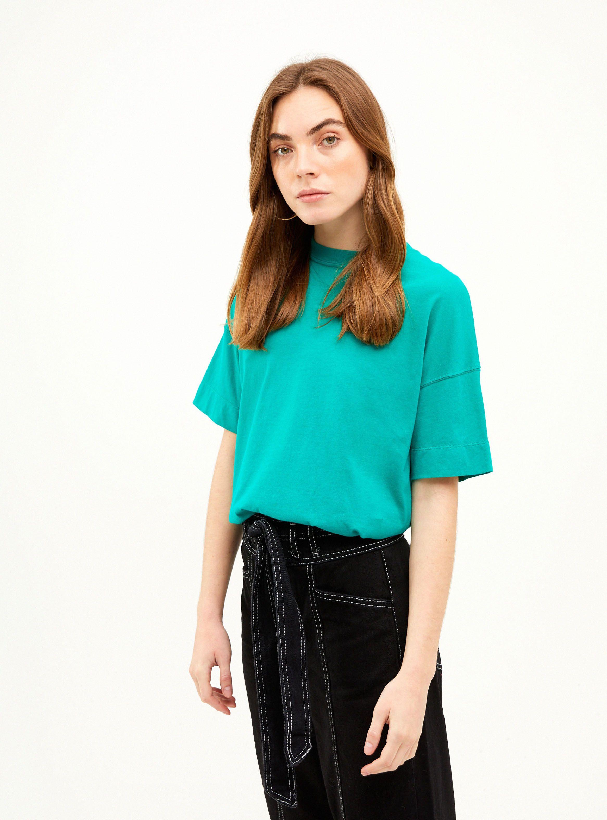Polera Basica Manga Corta Bershka-0