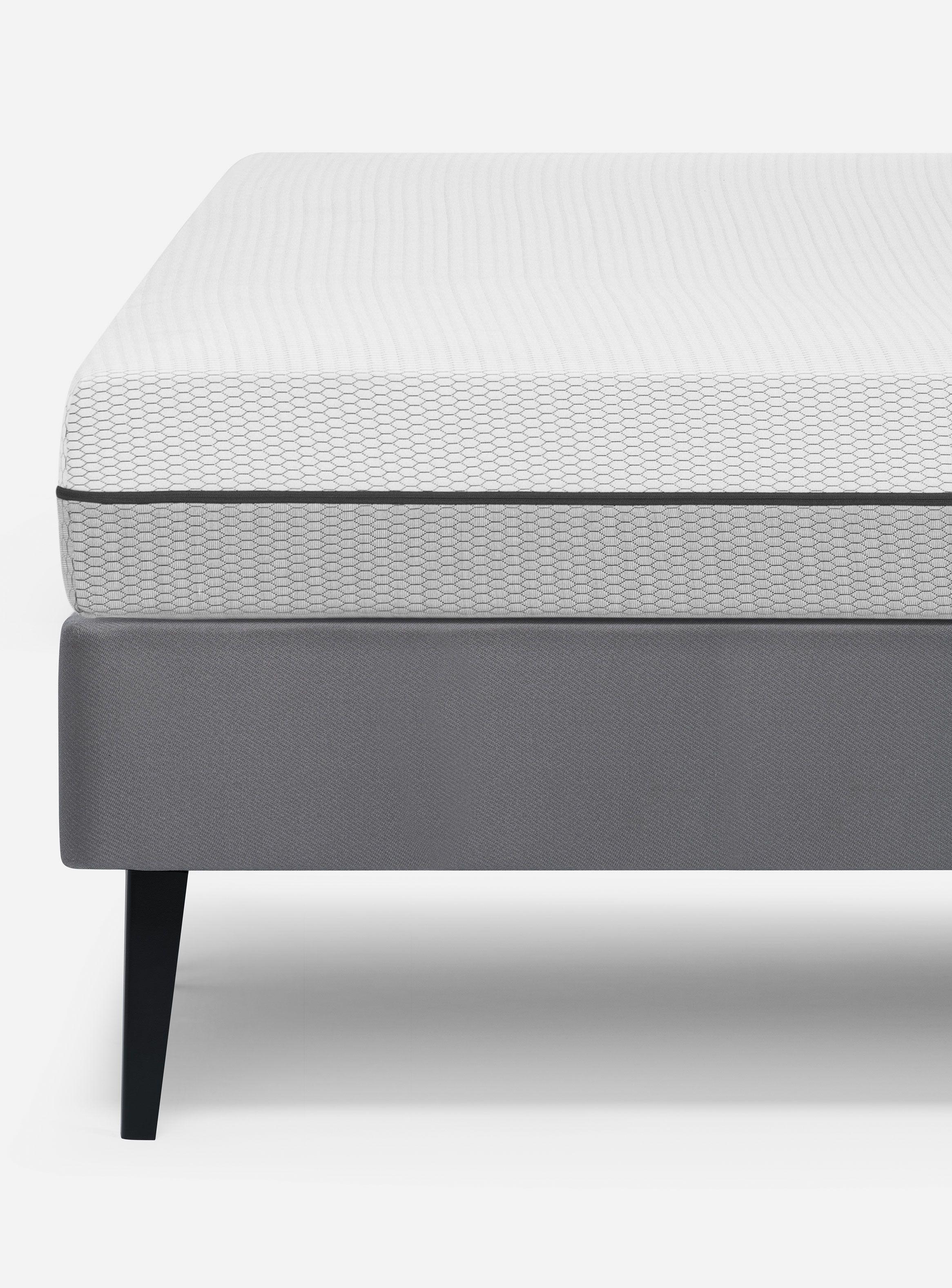 Cama Europea Pratta 2 Plazas Base Normal Sin Complementos-2