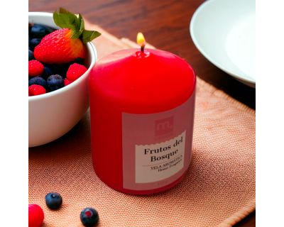 Imagen 2 del producto Vela Aromática frutos del bosque 135 g