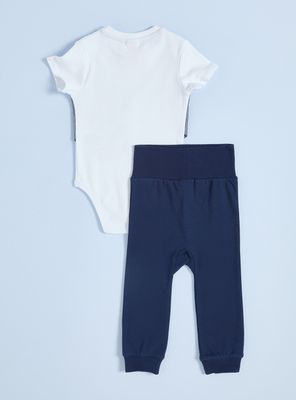 Imagen 2 del producto Conjunto de Body, Corbatín y Pantalón Elegante