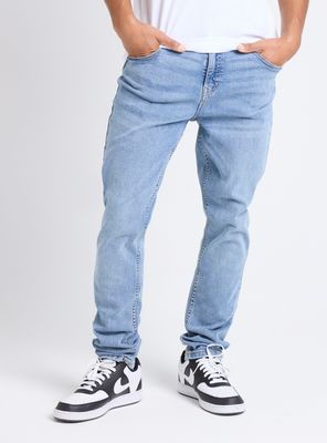 Jeans Focalizado Sin Roturas 1