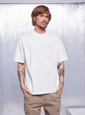 Polera Bordado Pecho Oversize