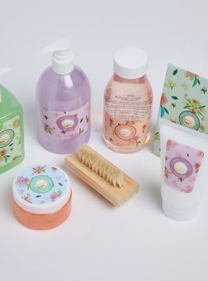 Imagen 2 del producto Canasto Baño Frutilla y Coco